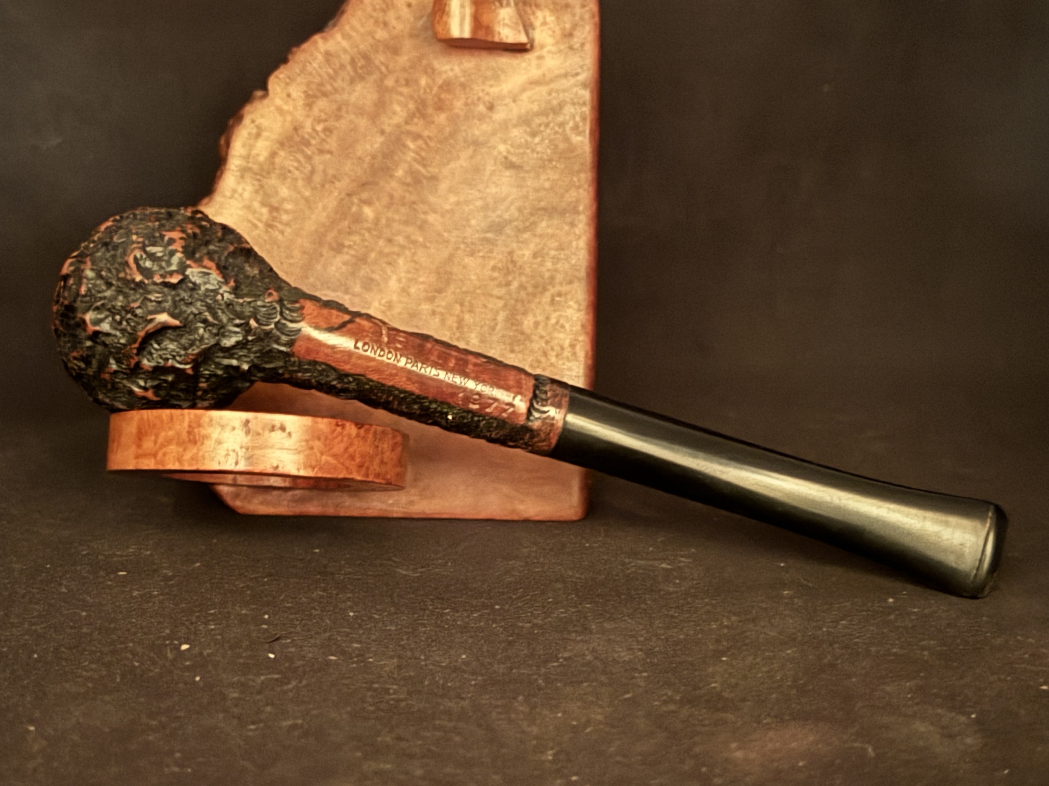 Stubby Pipe Real Briar - Craggy Straight Billiard, Vulcanite Fishtail Stem, Estate Pipe 8