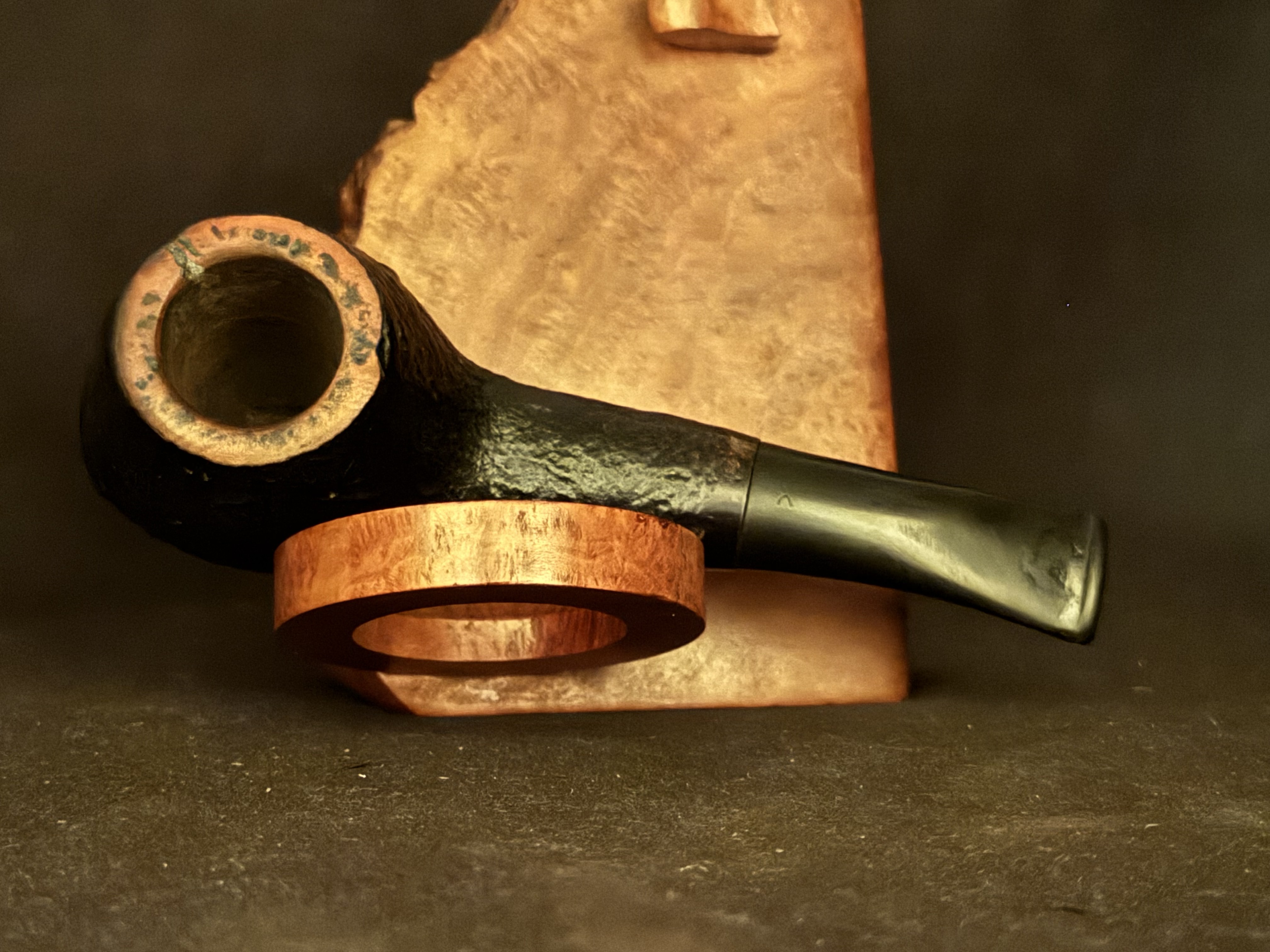 Stubby Pipe Real Briar - Craggy Straight Billiard, Vulcanite Fishtail Stem, Estate Pipe 12
