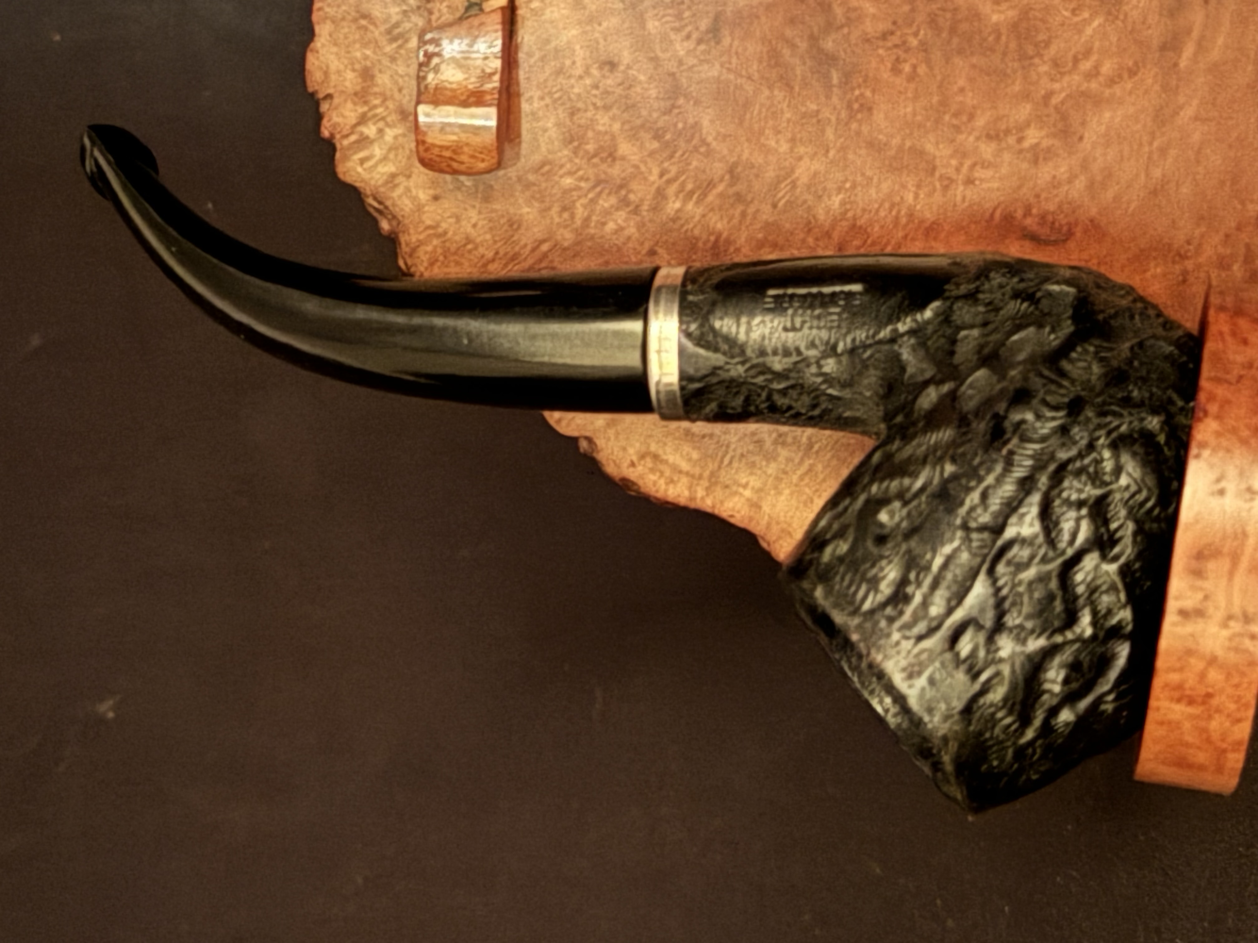 Echt Bruyere Unsmoked Rustic Bent Billiard Estate Pipe