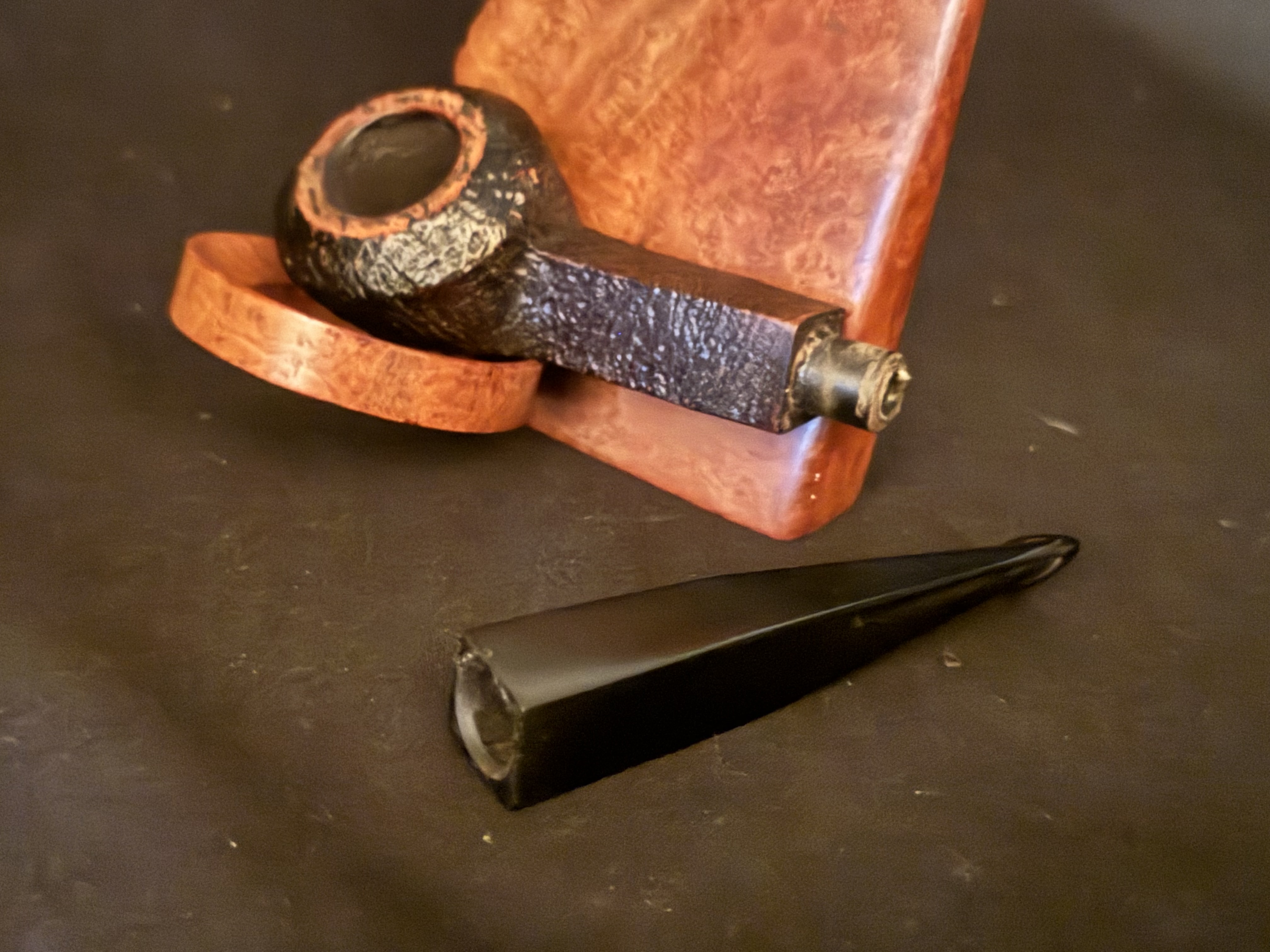 Denicotea Club Sandblast Straight Rhodesian Estate Pipe