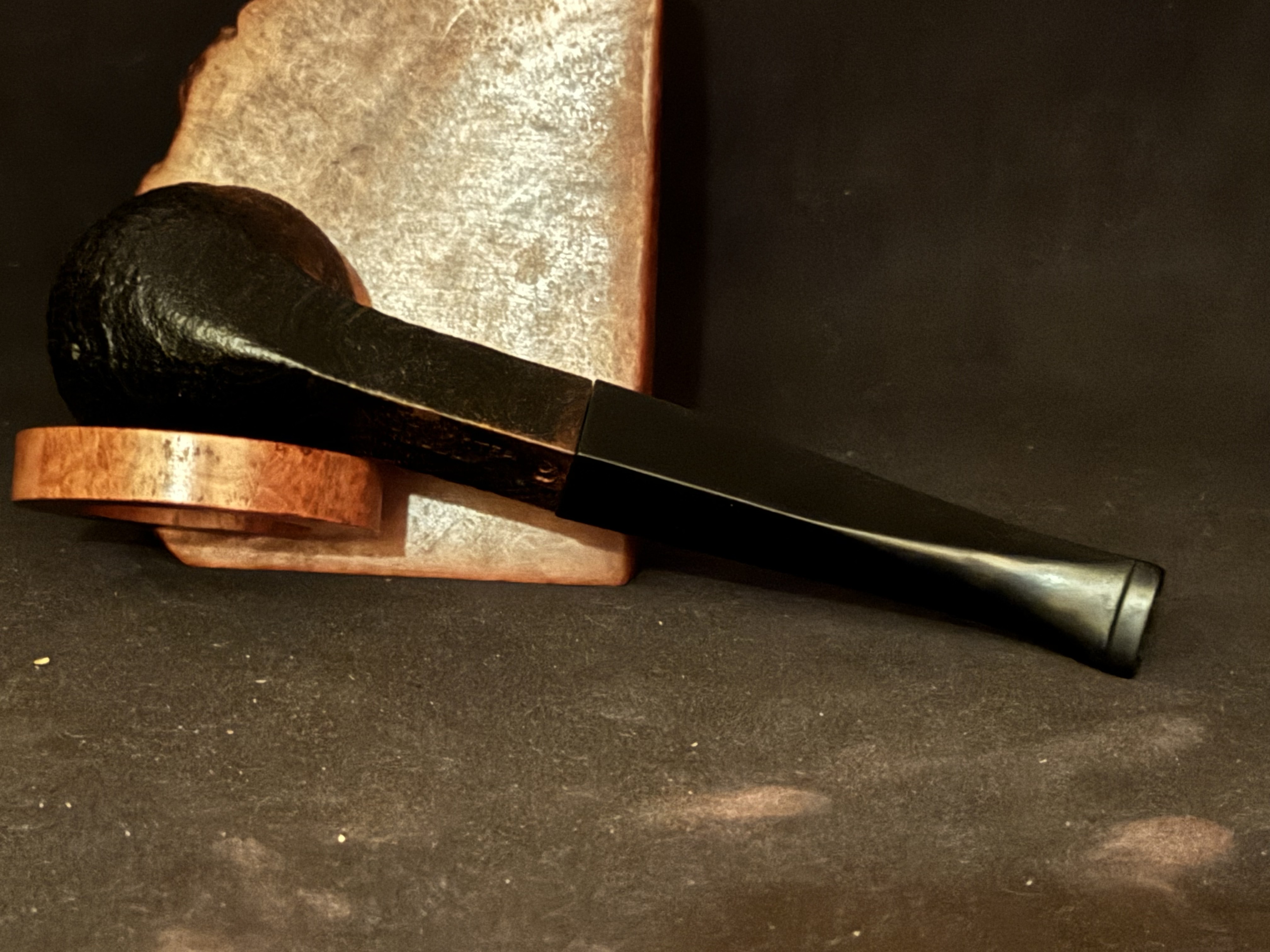 Denicotea Polo 63 Sandblast Bent Bulldog Estate Pipe - Diamond Stem, 9mm Filter, Fishtail Bit 6