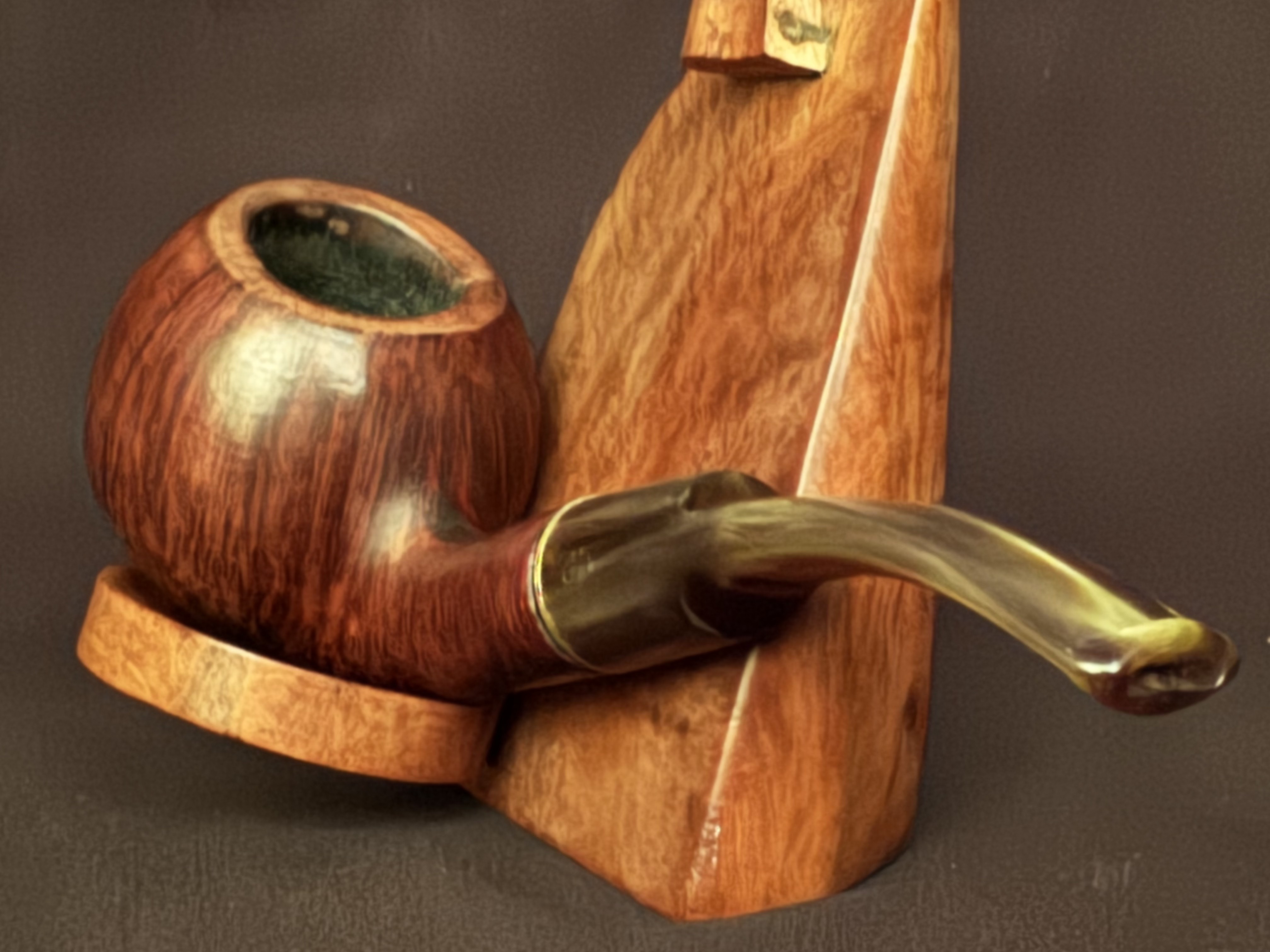 Design Berlin db 30 Smooth Bent Spherical Briar Pipe, 9mm Filter Estate 9