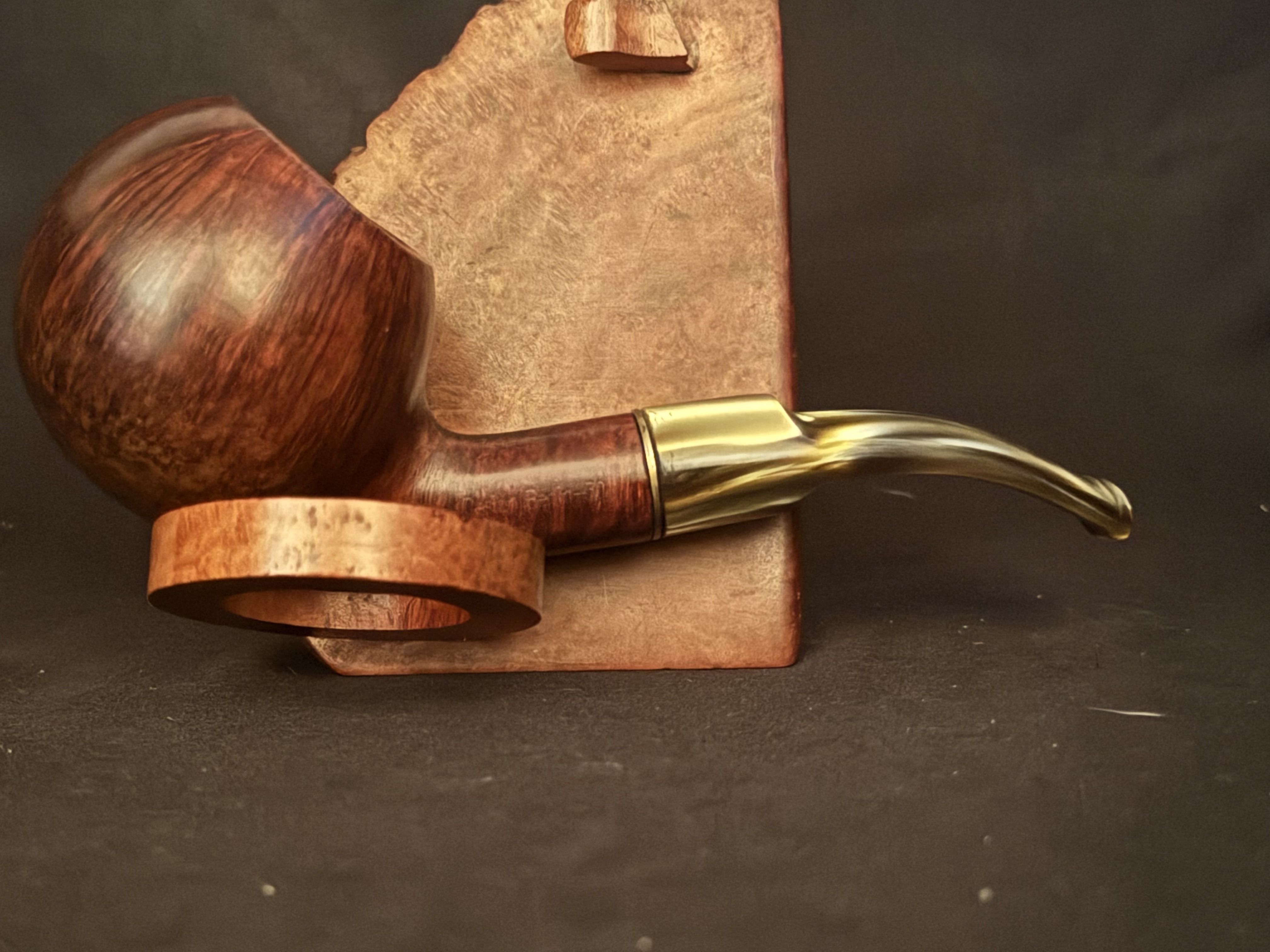 Design Berlin db 30 Smooth Bent Spherical Briar Pipe, 9mm Filter Estate 3