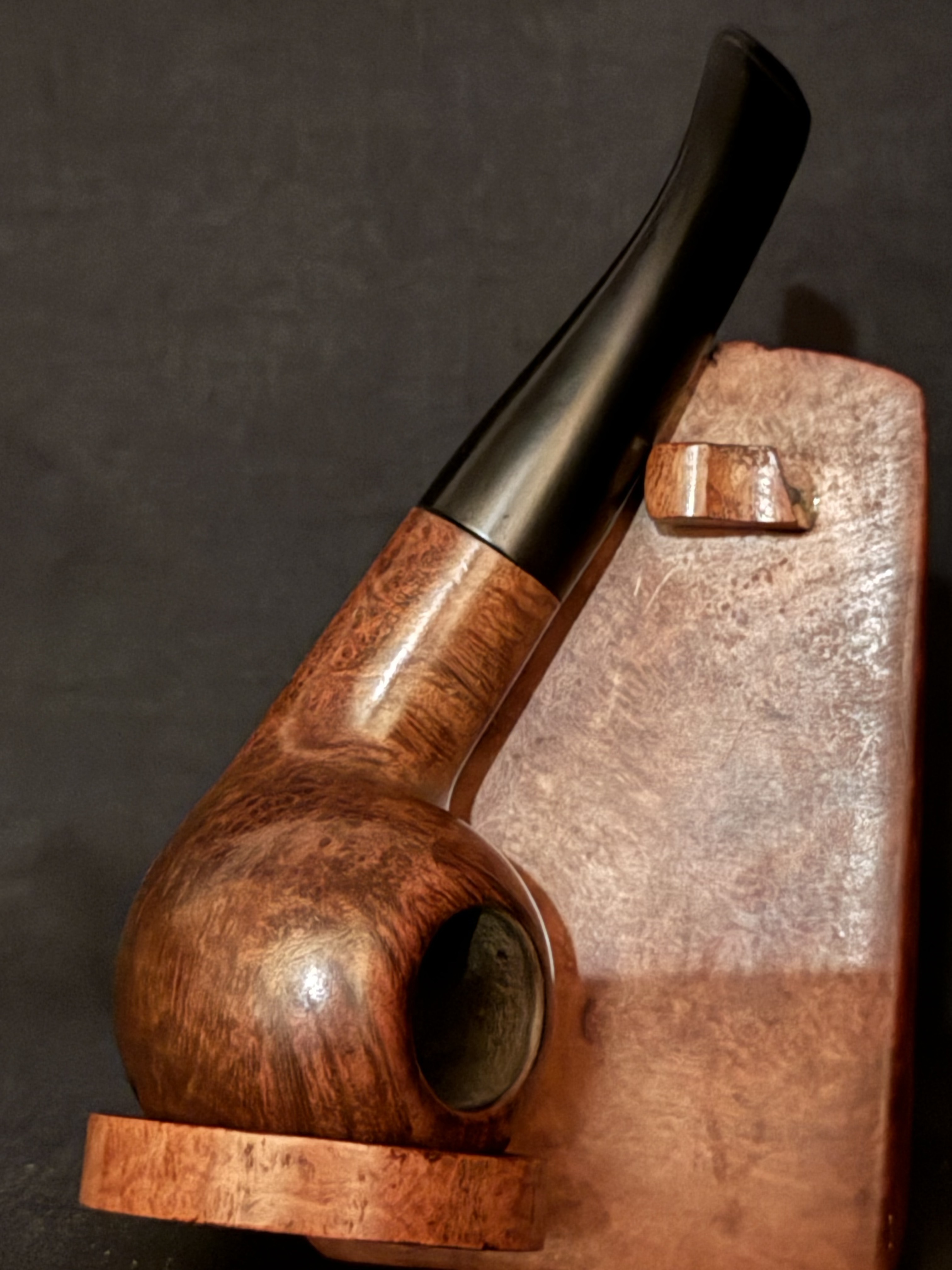 Don Regular Smooth Bent Spherical Pipe, Made in Denmark, 9mm Filter, Chubby Vulcanite Fishtail Stem 2