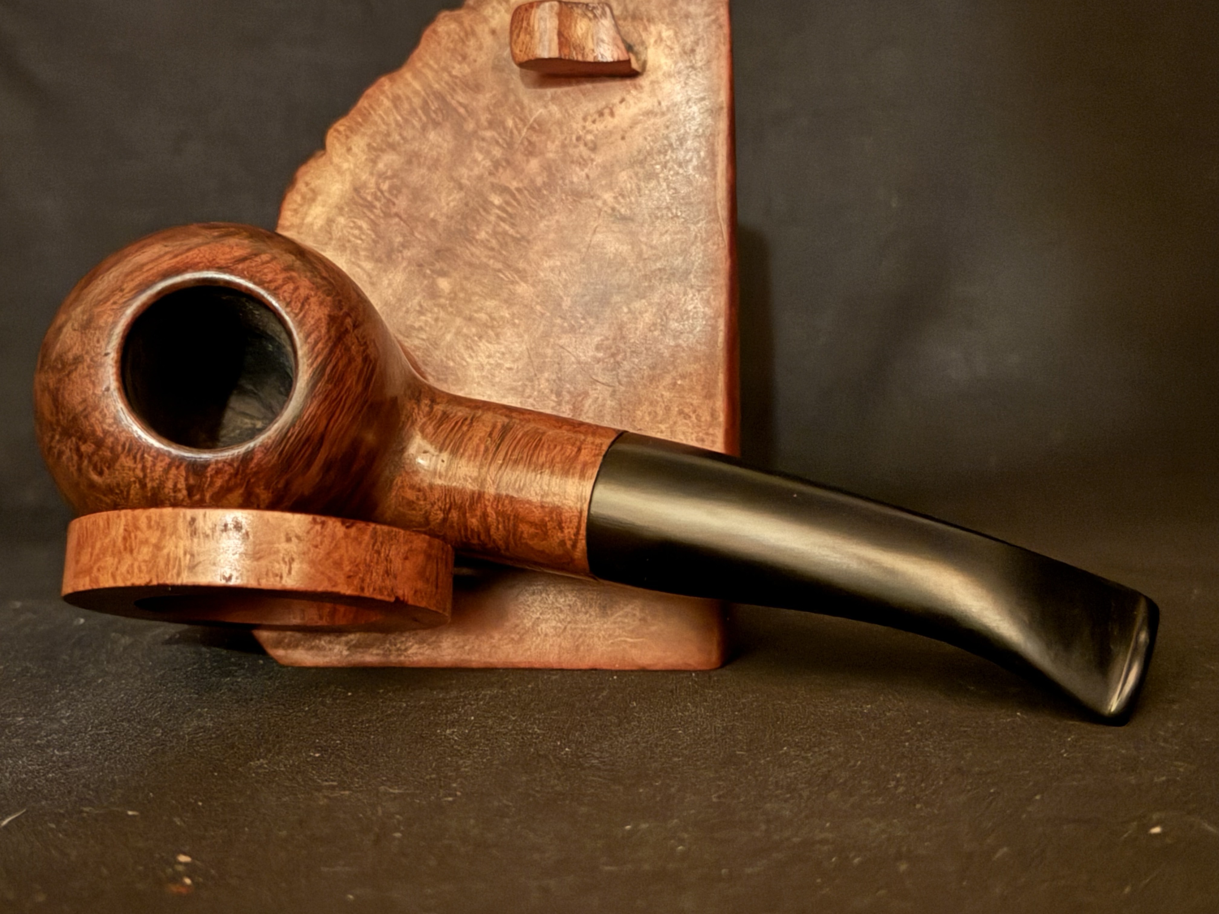 Don Regular Smooth Bent Spherical Pipe, Made in Denmark, 9mm Filter, Chubby Vulcanite Fishtail Stem 5