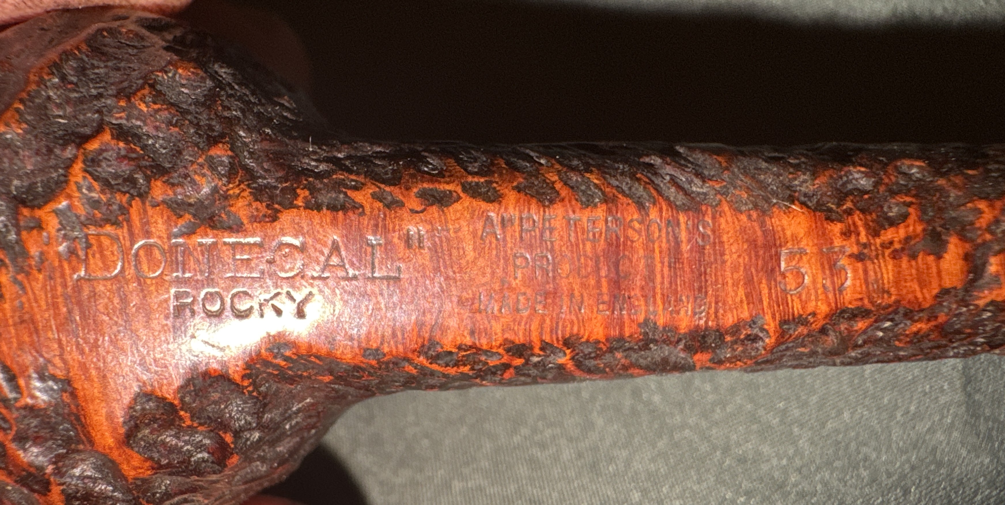 Donegal Rocky A Peterson England Sandblast Lovat Vulcanite Saddle Stem Estate Pipe 14