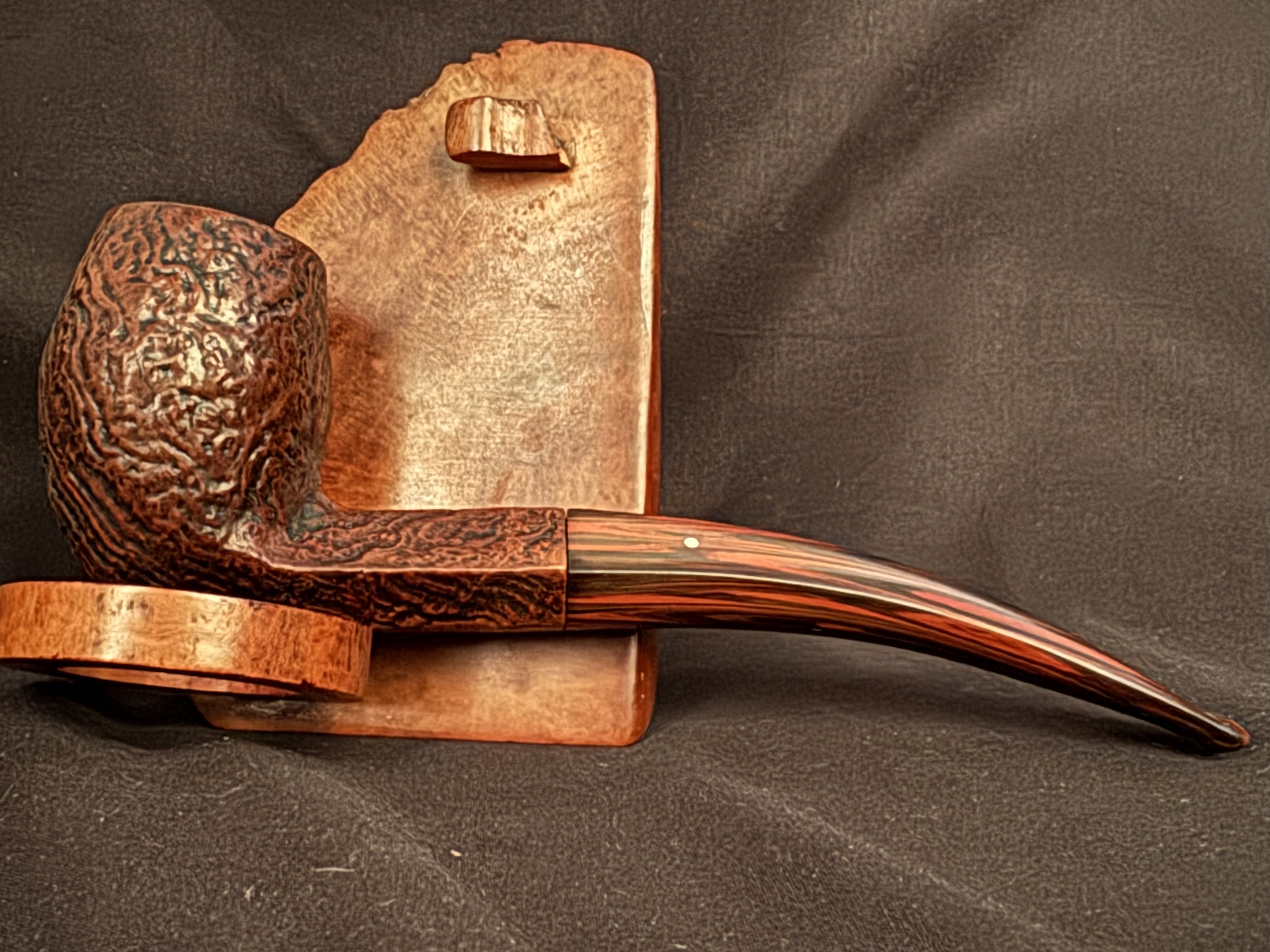 Dunhill Cumberland 54531 Large Sandblast Rhodesian Pipe, Diamond Shank, Cumberland Fishtail Stem, Ashton Leather Sleeve 3