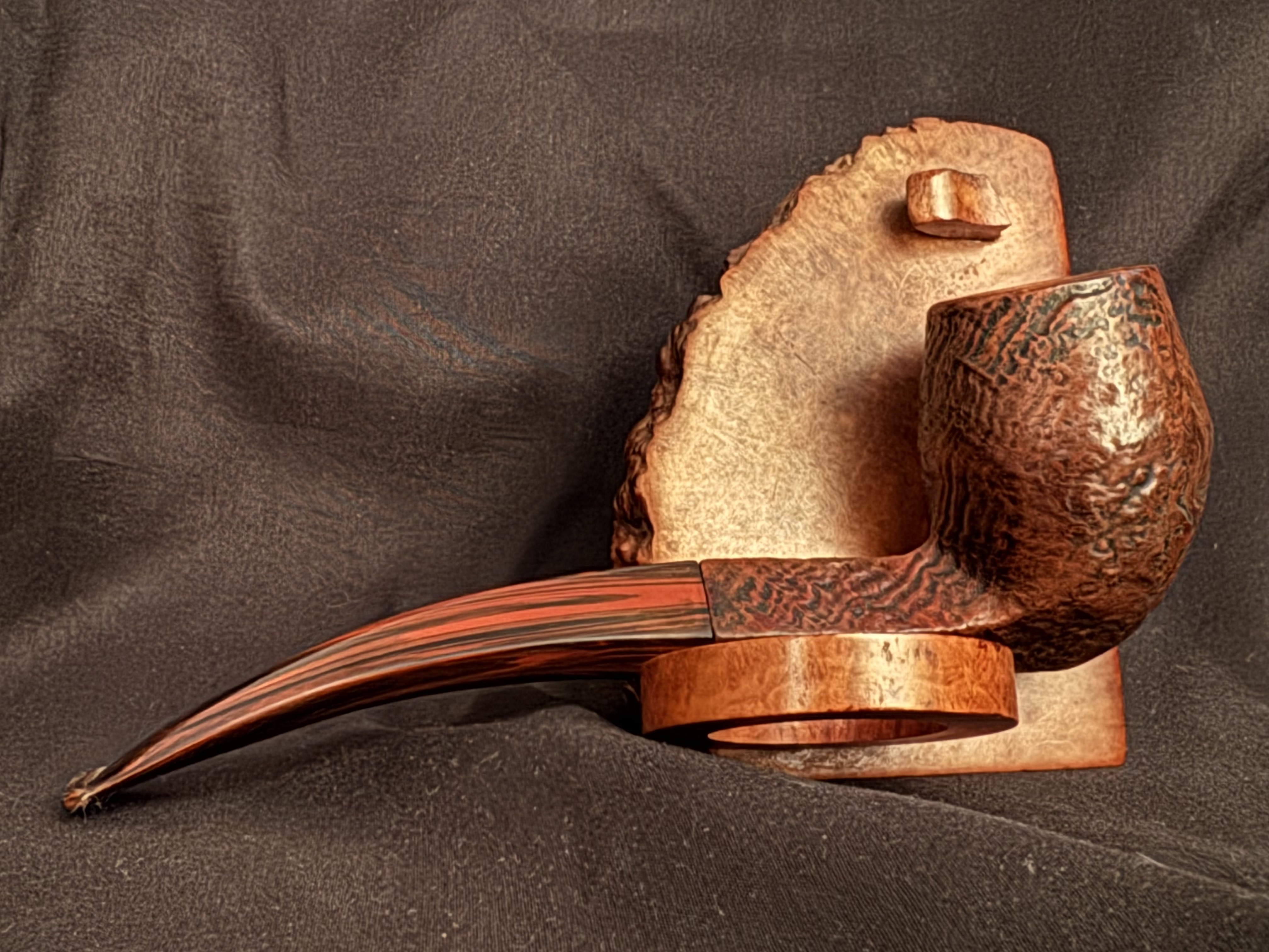 Dunhill Cumberland 54531 Large Sandblast Rhodesian Pipe, Diamond Shank, Cumberland Fishtail Stem, Ashton Leather Sleeve 5