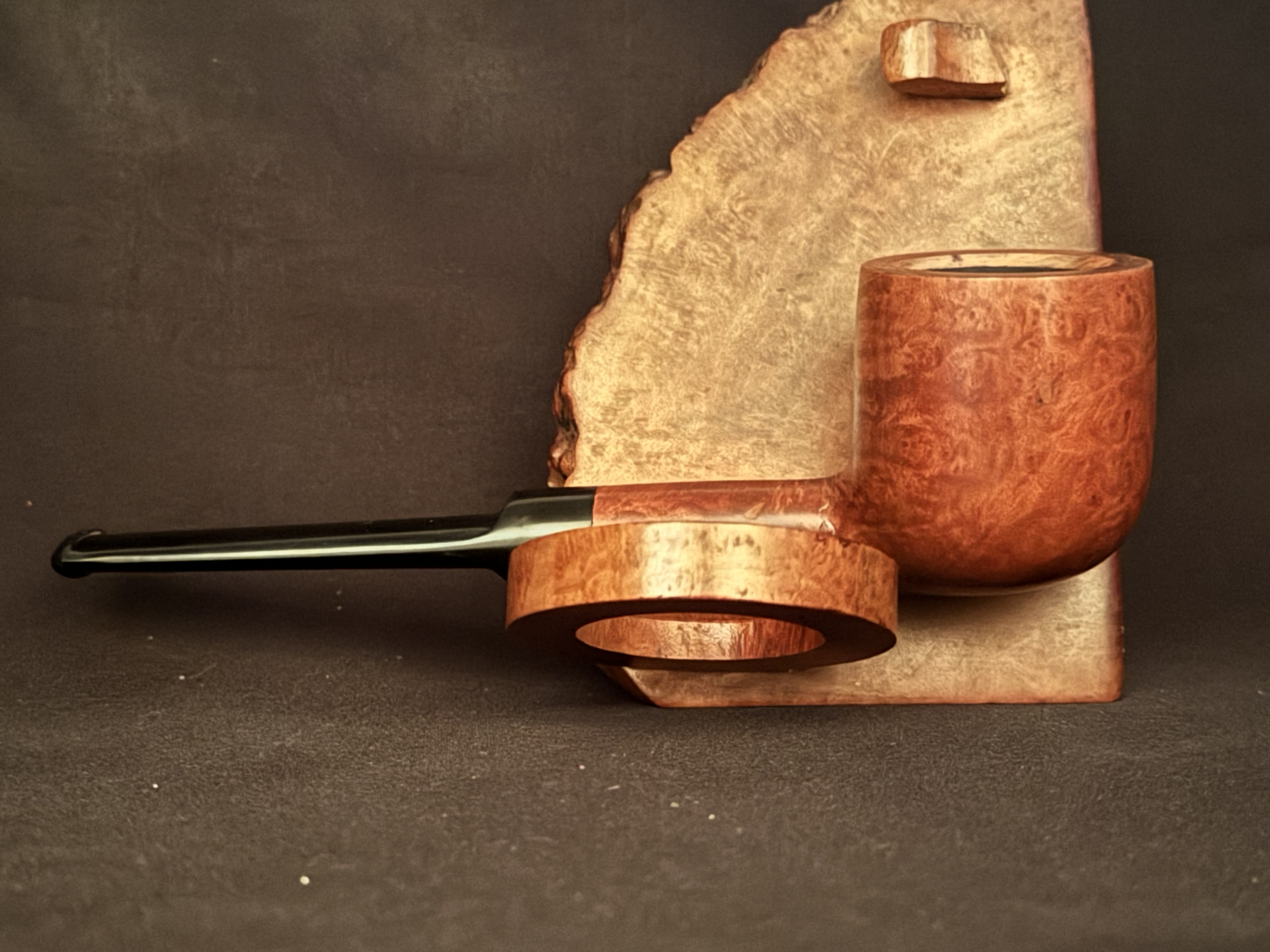 Egra Bruyere Capri 515/8, Vulcanite Saddle Stem, Estate Pipe 4