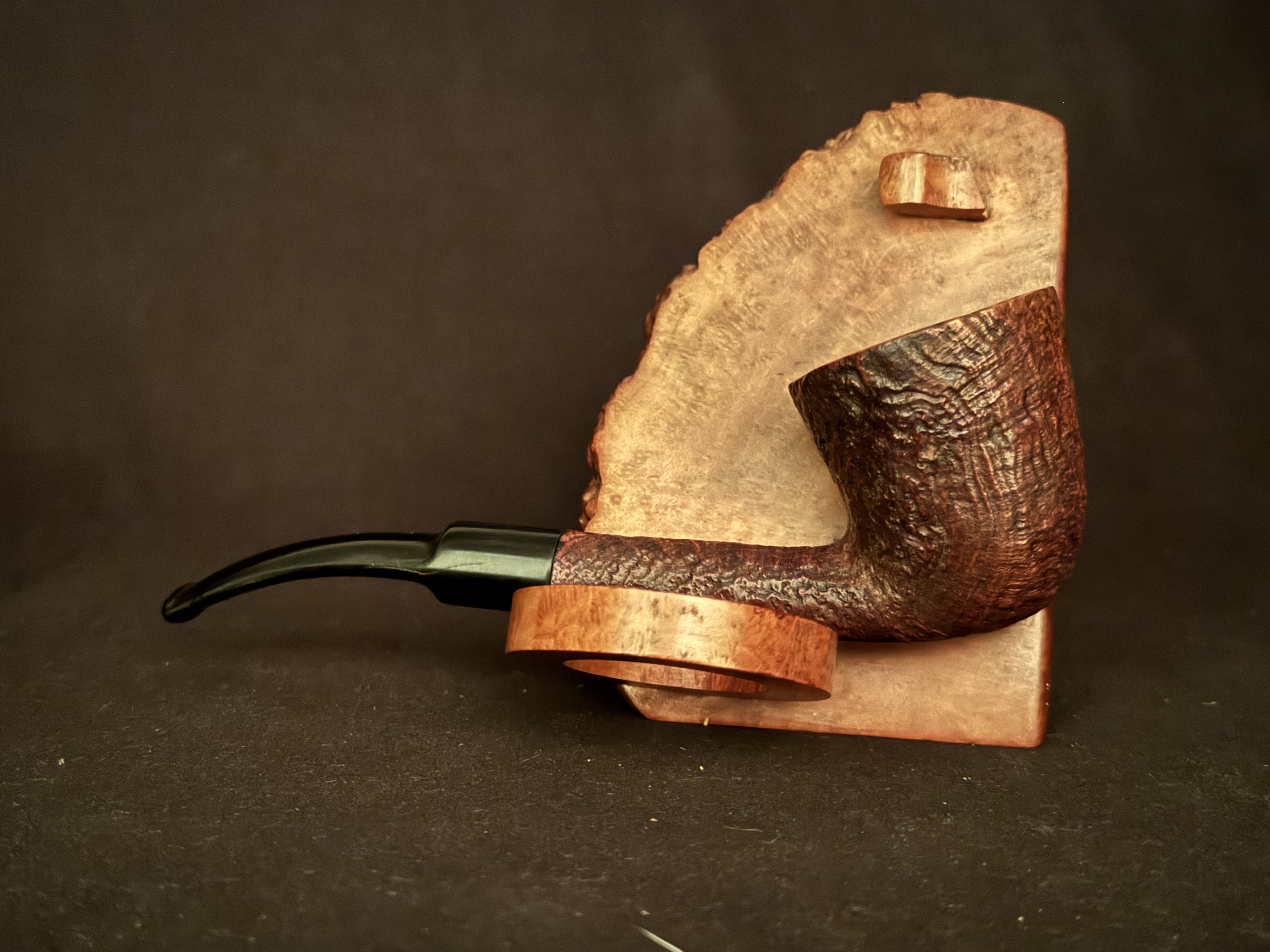 Emenit Classic Briar 802 Sandblast Bent Dublin Estate Pipe, Vulcanite Saddle Stem, Fishtail Bit, No Filter 5