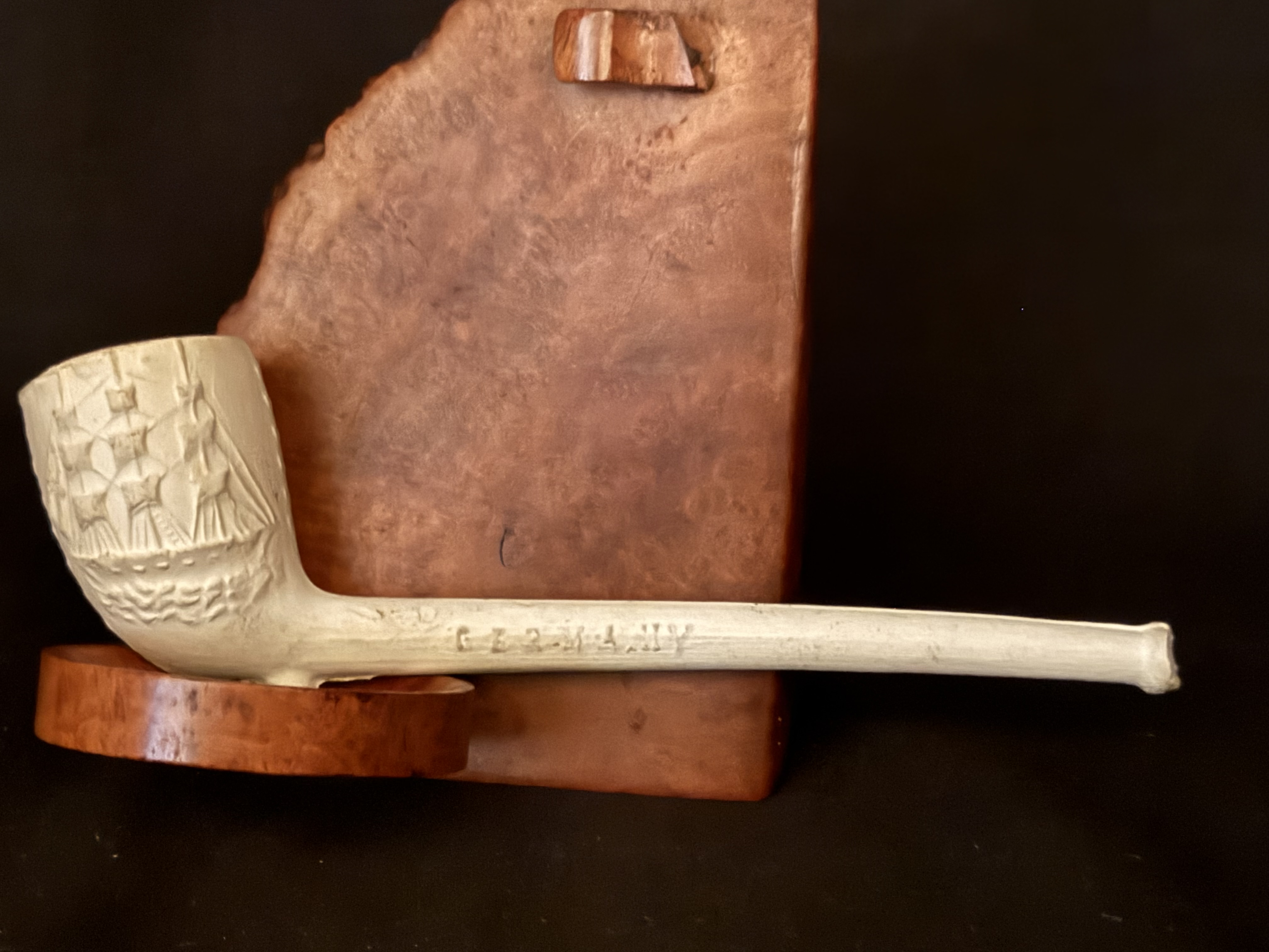 White Clay Cutty Pipe, Ship and Anchor Relief, Marked Germany, Unsmoked Old New Stock 3