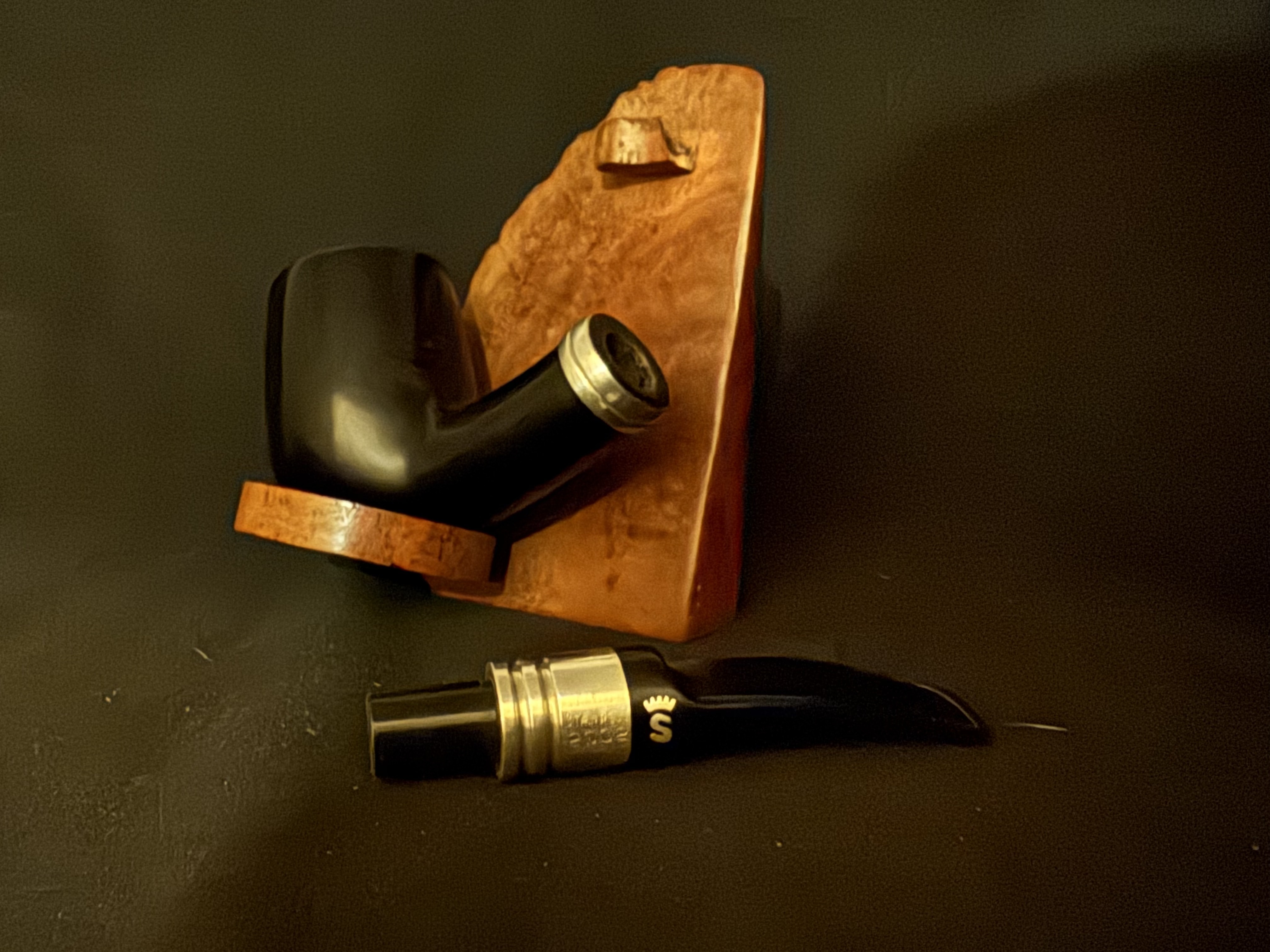Stanwell 2002 Sterling Silver Army Mount Straight Billiard Estate Pipe, Smooth Black, Acrylic Saddle Stem, 9mm Filter, Fishtail Bit 13