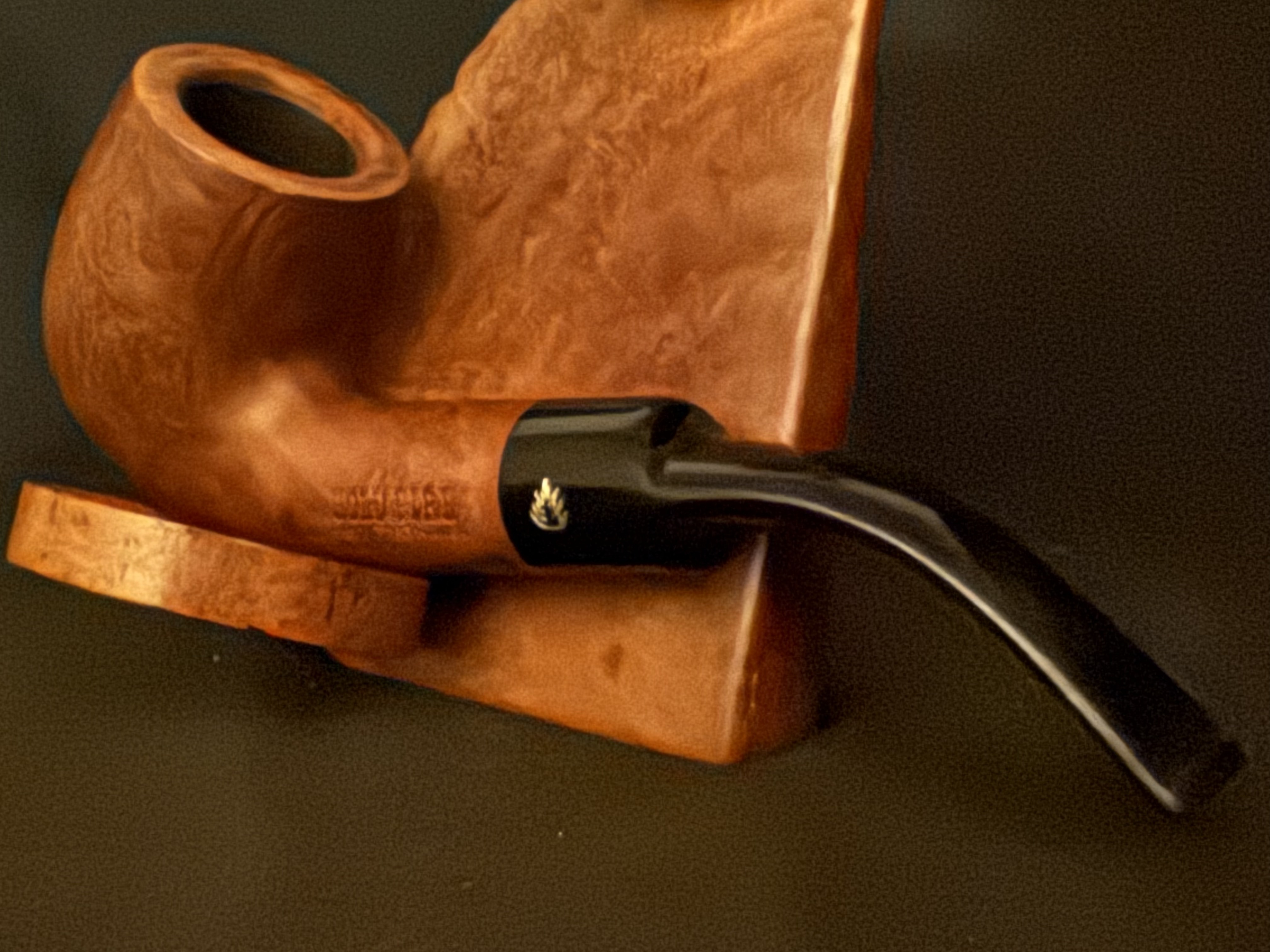 Gold Fire Selected Briar Smooth Bent Billiard Estate Pipe with Vulcanite Saddle Stem and Fishtail Bit 9