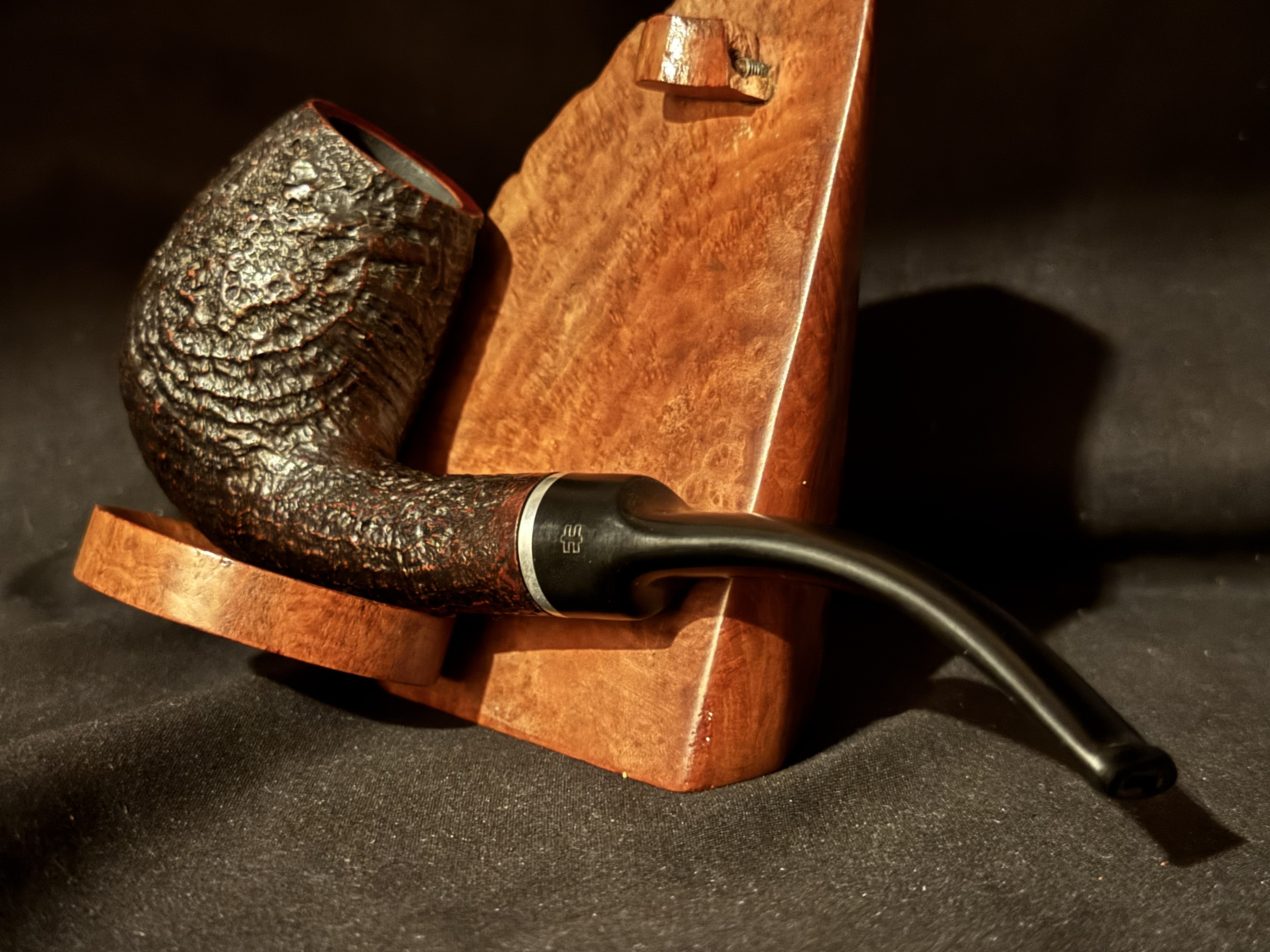 HILSON Sandblast Bent Billiard Estate Pipe - Aluminum Band, Vulcanite Saddle Stem, Fishtail Bit, 9mm Filter, Unsmoked 8