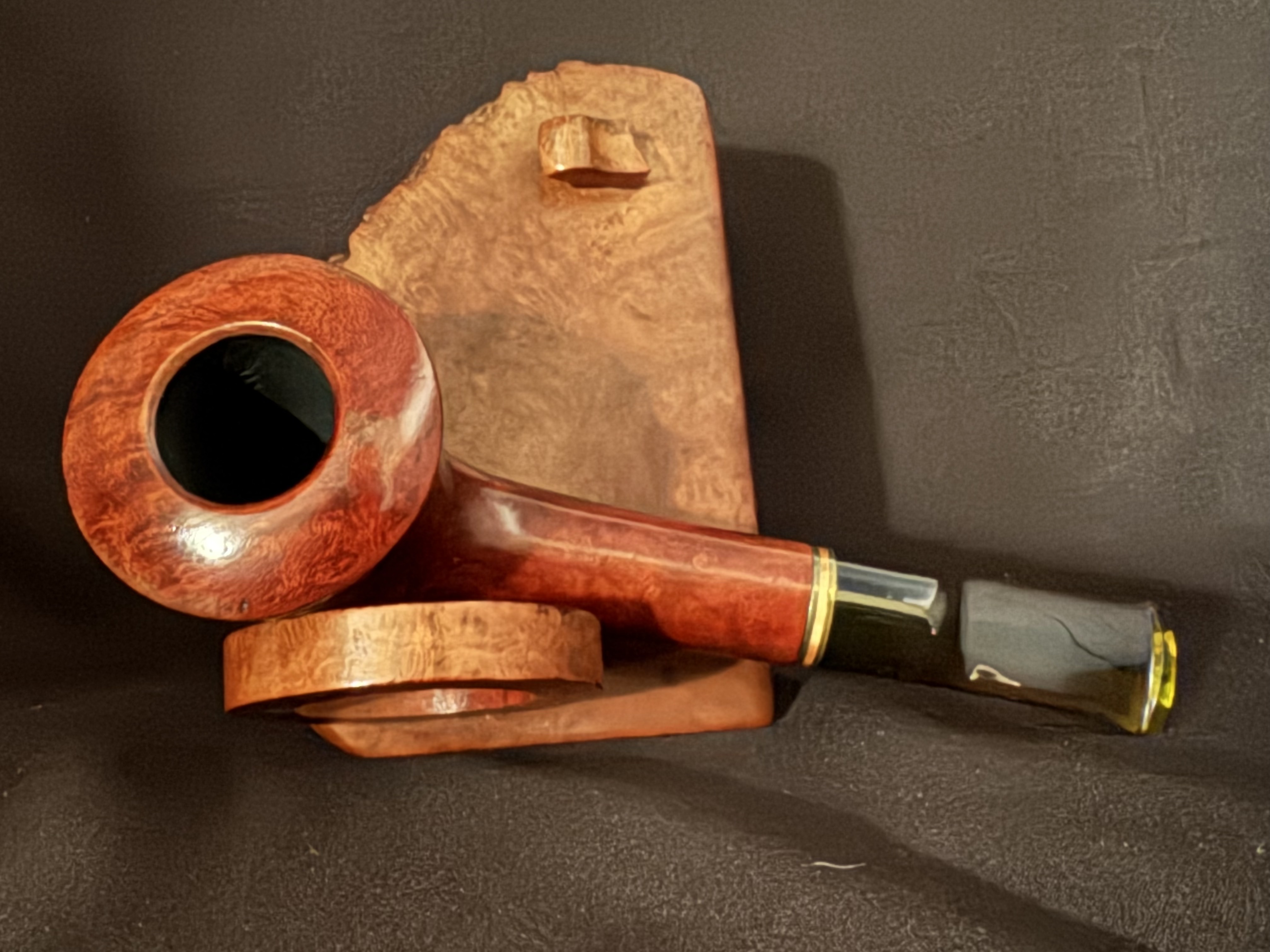 Jean Claude 3 Unsmoked Smooth Horn Pipe - Amber Acrylic Stem, 9mm 9