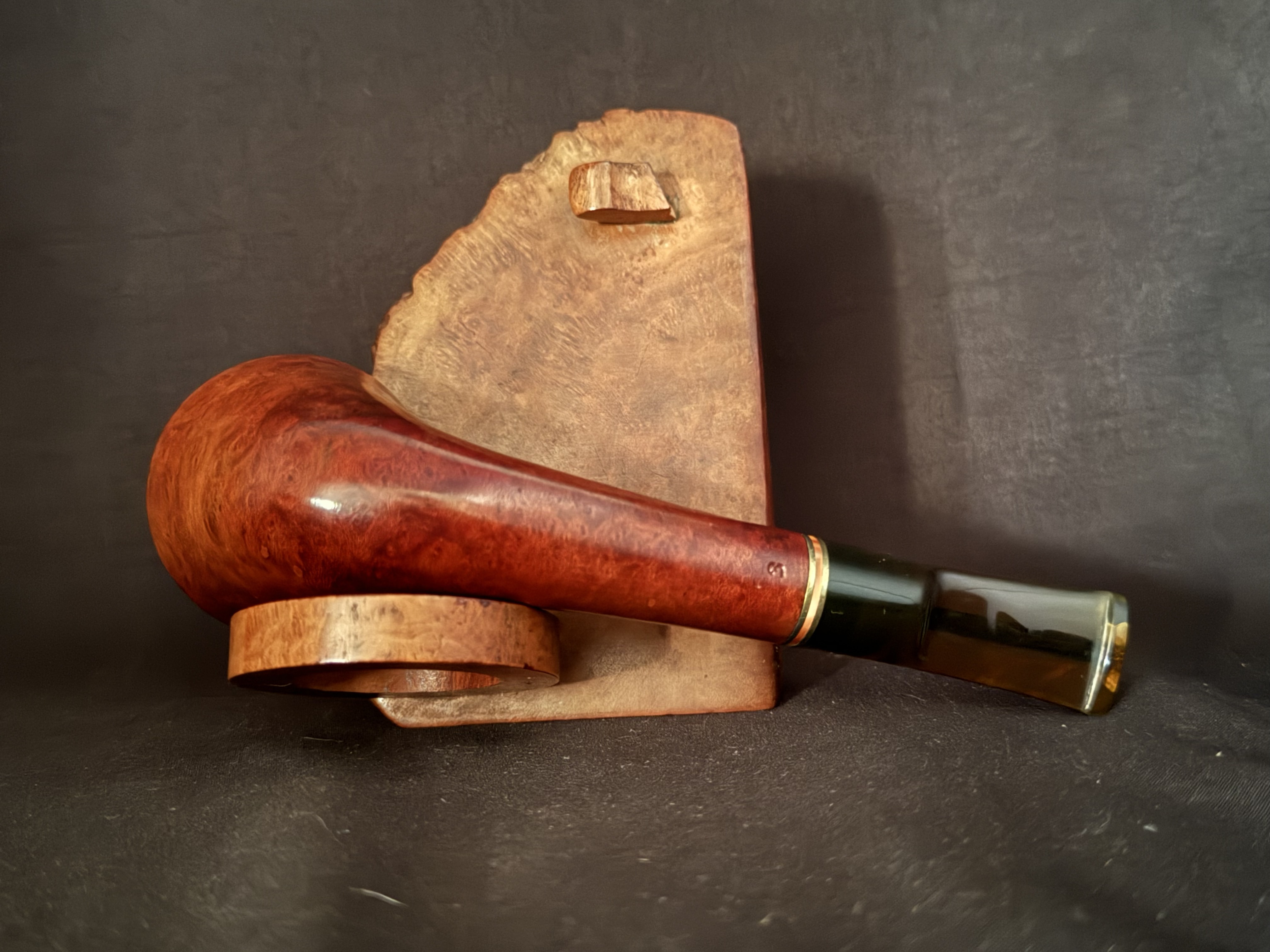 Jean Claude 3 Unsmoked Smooth Horn Pipe - Amber Acrylic Stem, 9mm 10