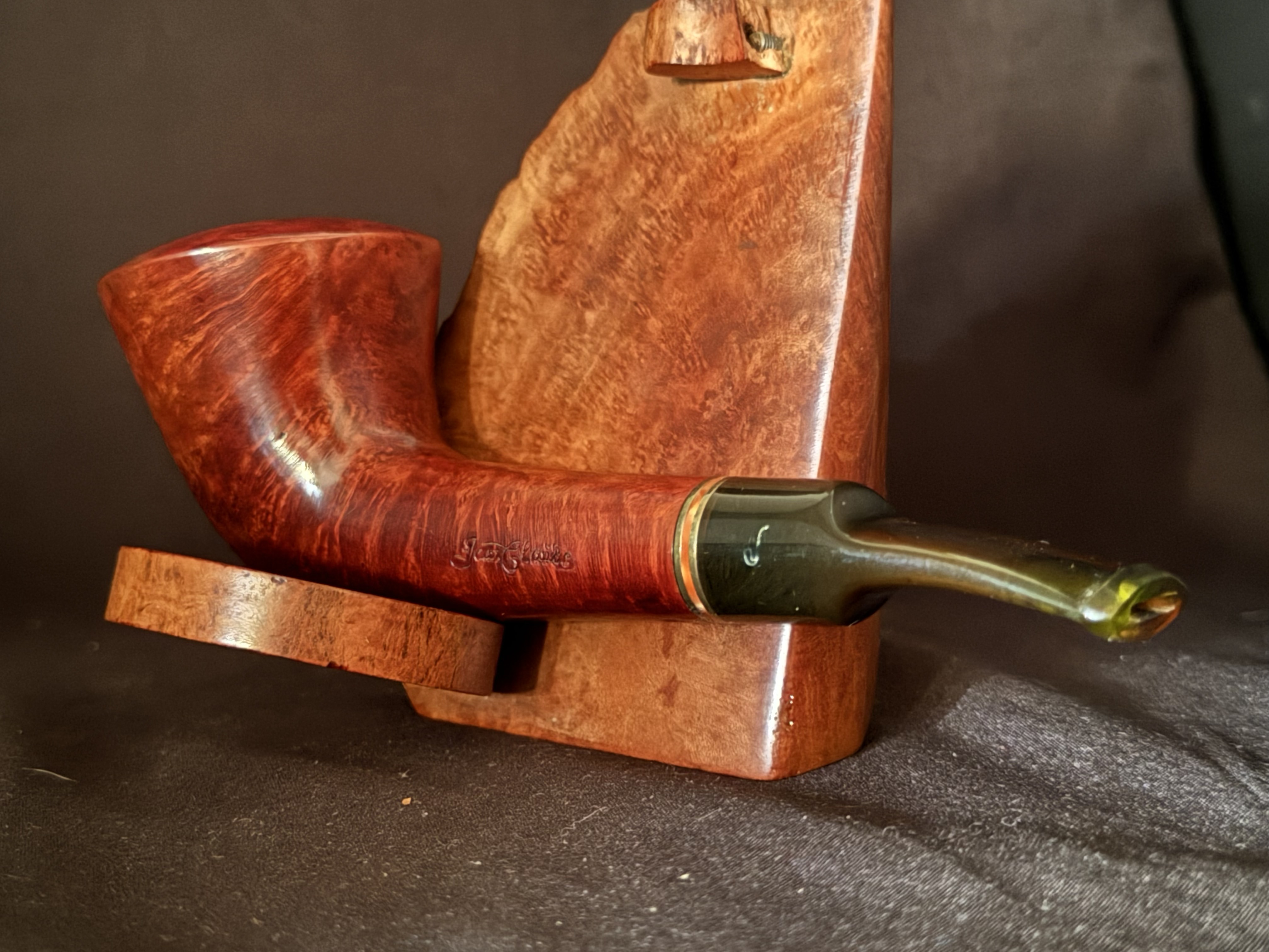 Jean Claude 3 Unsmoked Smooth Horn Pipe - Amber Acrylic Stem, 9mm 12
