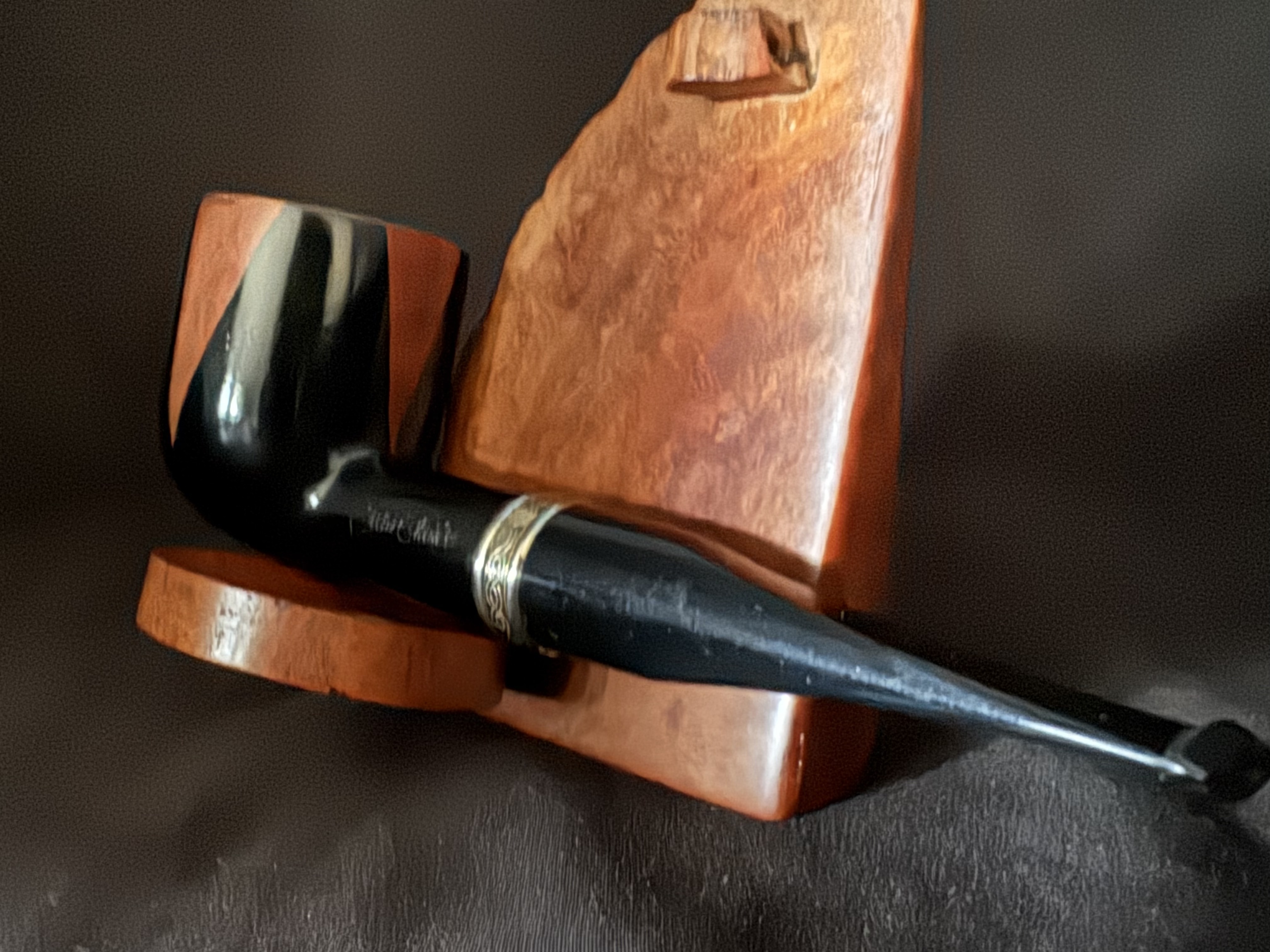 Jean Claude Large Straight Pot Pipe, Glossy Black and Amber Smooth Finish, Metal Band, Acrylic Tapered Fishtail Stem, 9mm Filter 8