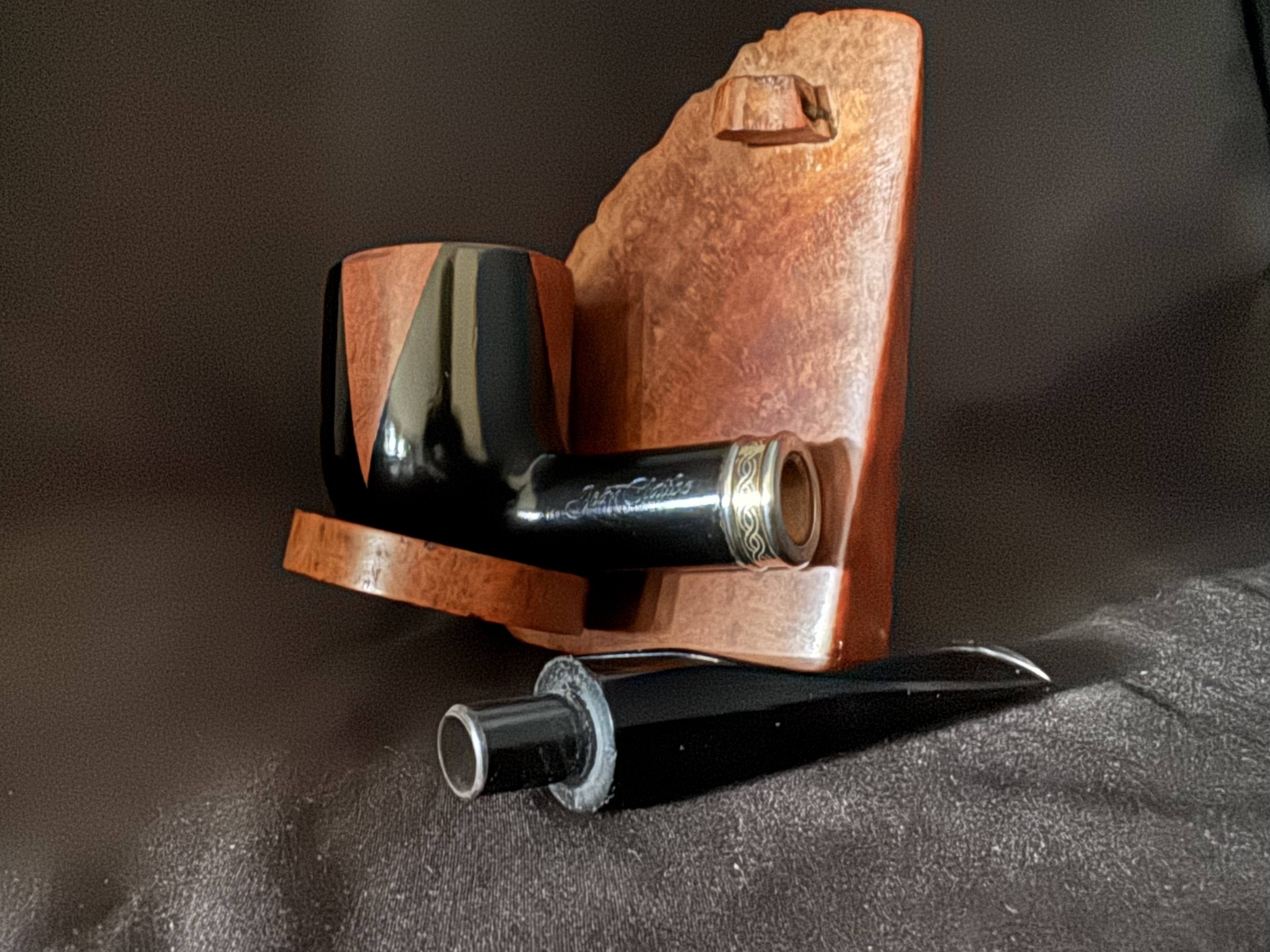 Jean Claude Large Straight Pot Pipe, Glossy Black and Amber Smooth Finish, Metal Band, Acrylic Tapered Fishtail Stem, 9mm Filter 9