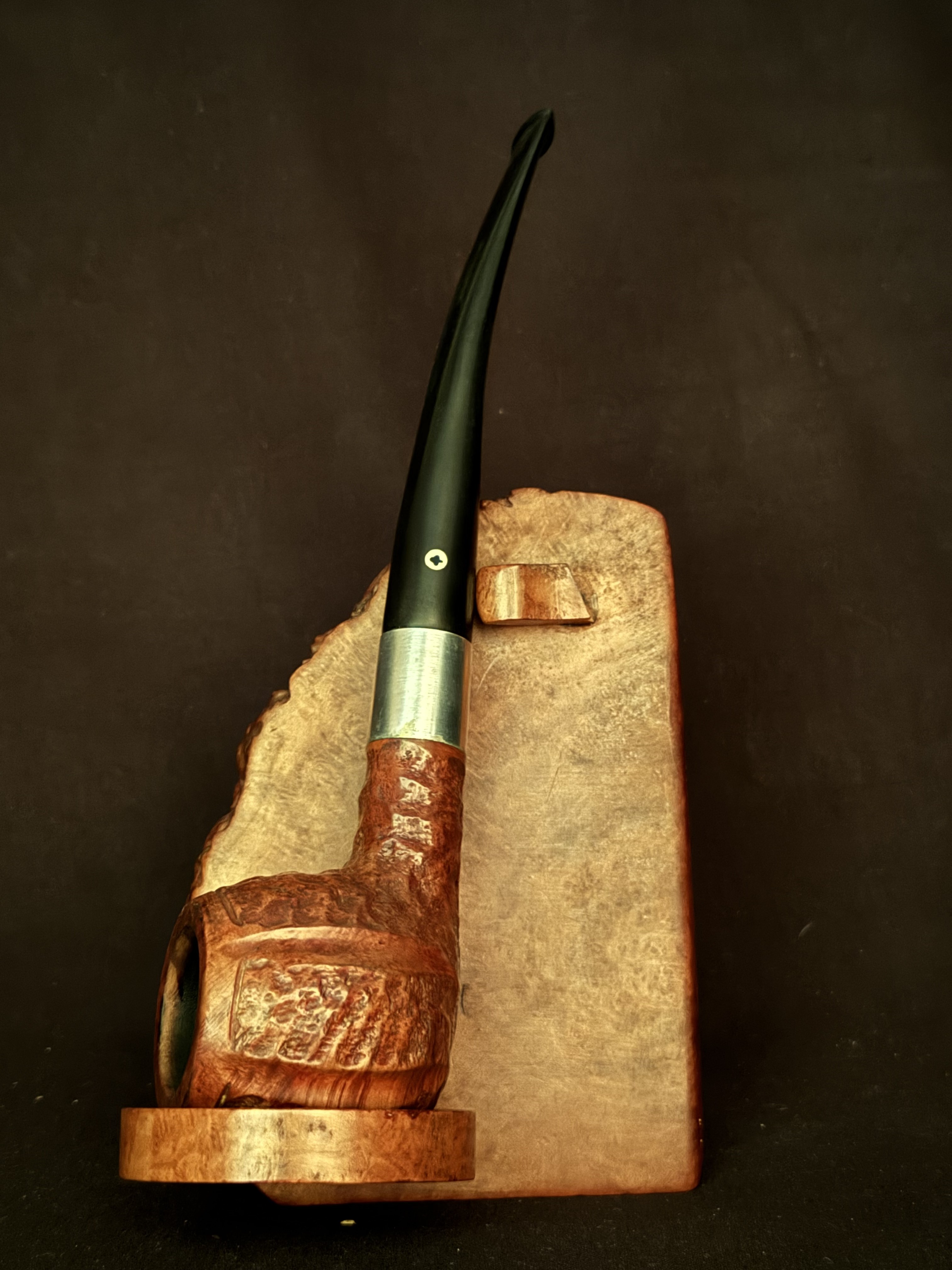 Kaywoodie Signet Rustic Straight Prince Estate Pipe - Vulcanite Fishtail Stem, Wide Metal Band