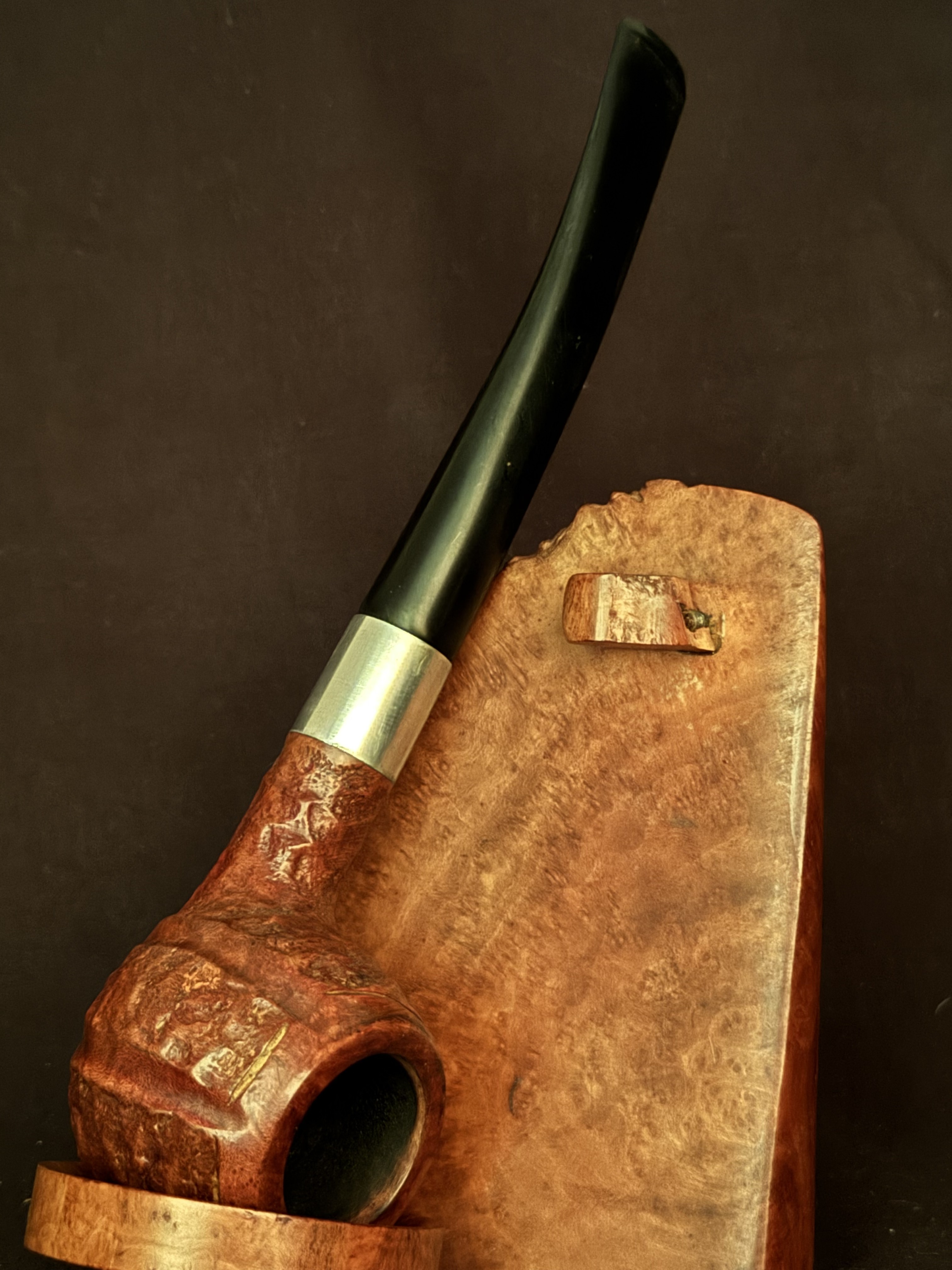 Kaywoodie Signet Rustic Straight Prince Estate Pipe - Vulcanite Fishtail Stem, Wide Metal Band 2