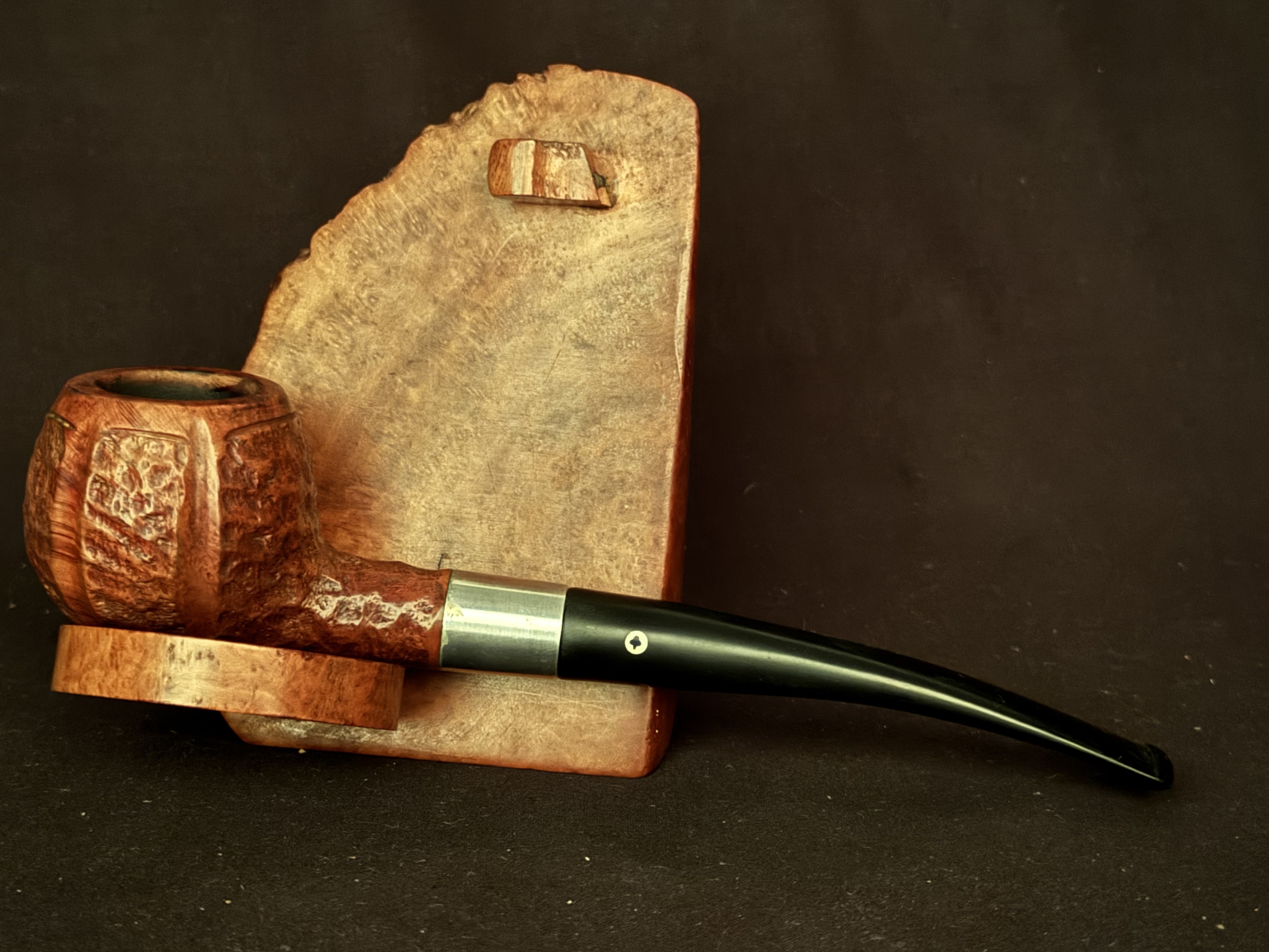Kaywoodie Signet Rustic Straight Prince Estate Pipe - Vulcanite Fishtail Stem, Wide Metal Band 3