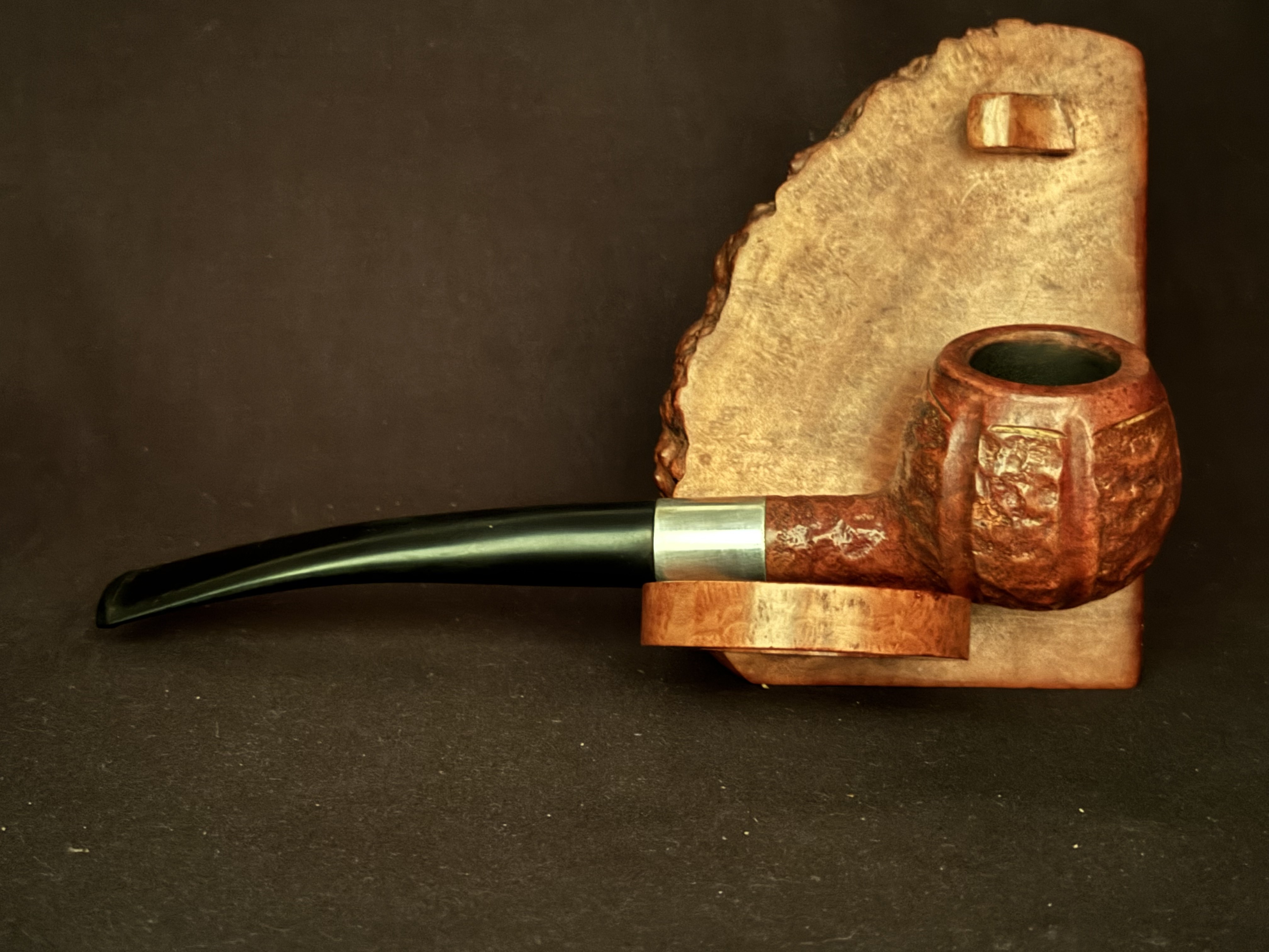 Kaywoodie Signet Rustic Straight Prince Estate Pipe - Vulcanite Fishtail Stem, Wide Metal Band 4