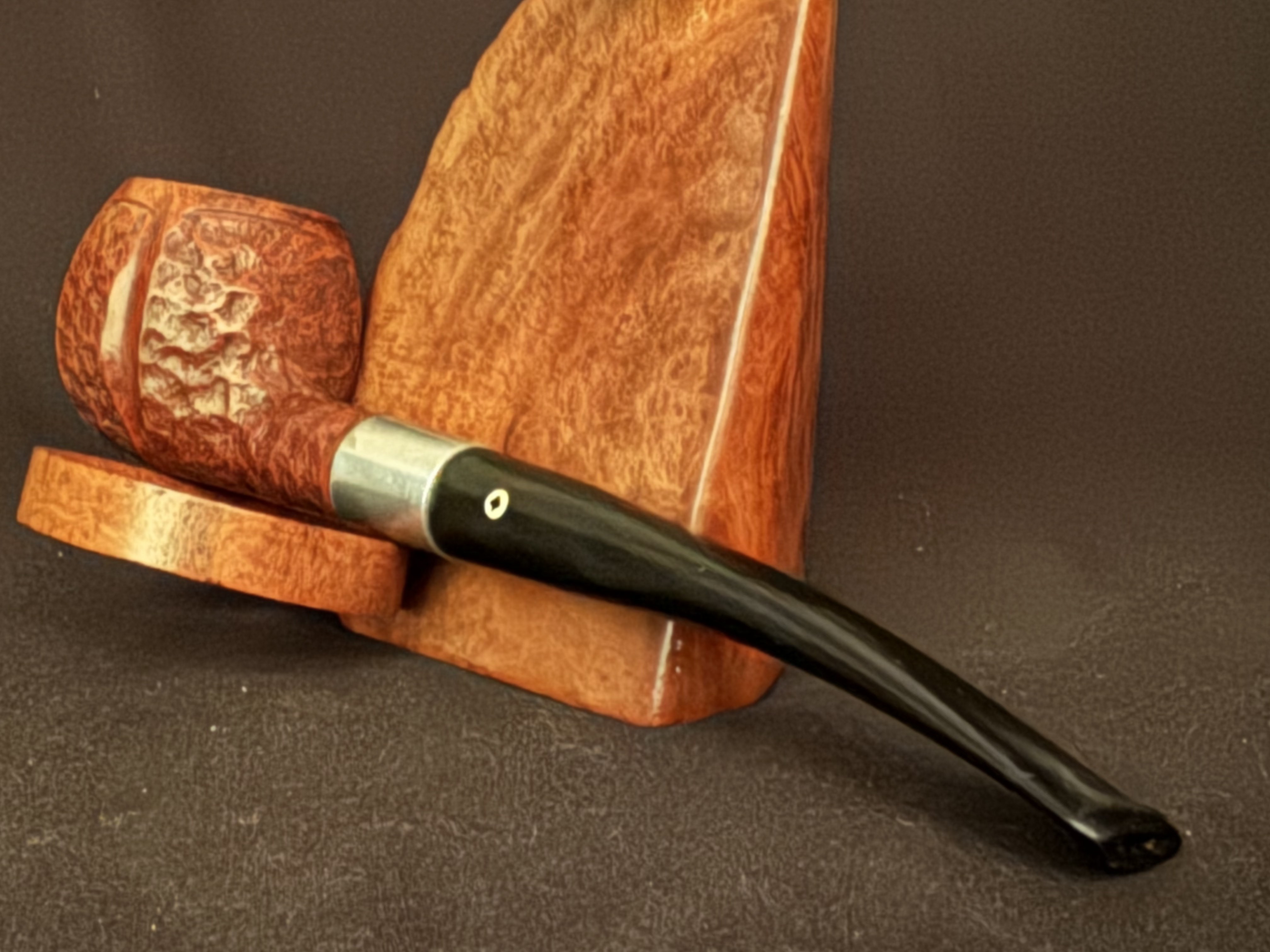 Kaywoodie Signet Rustic Straight Prince Estate Pipe - Vulcanite Fishtail Stem, Wide Metal Band 8