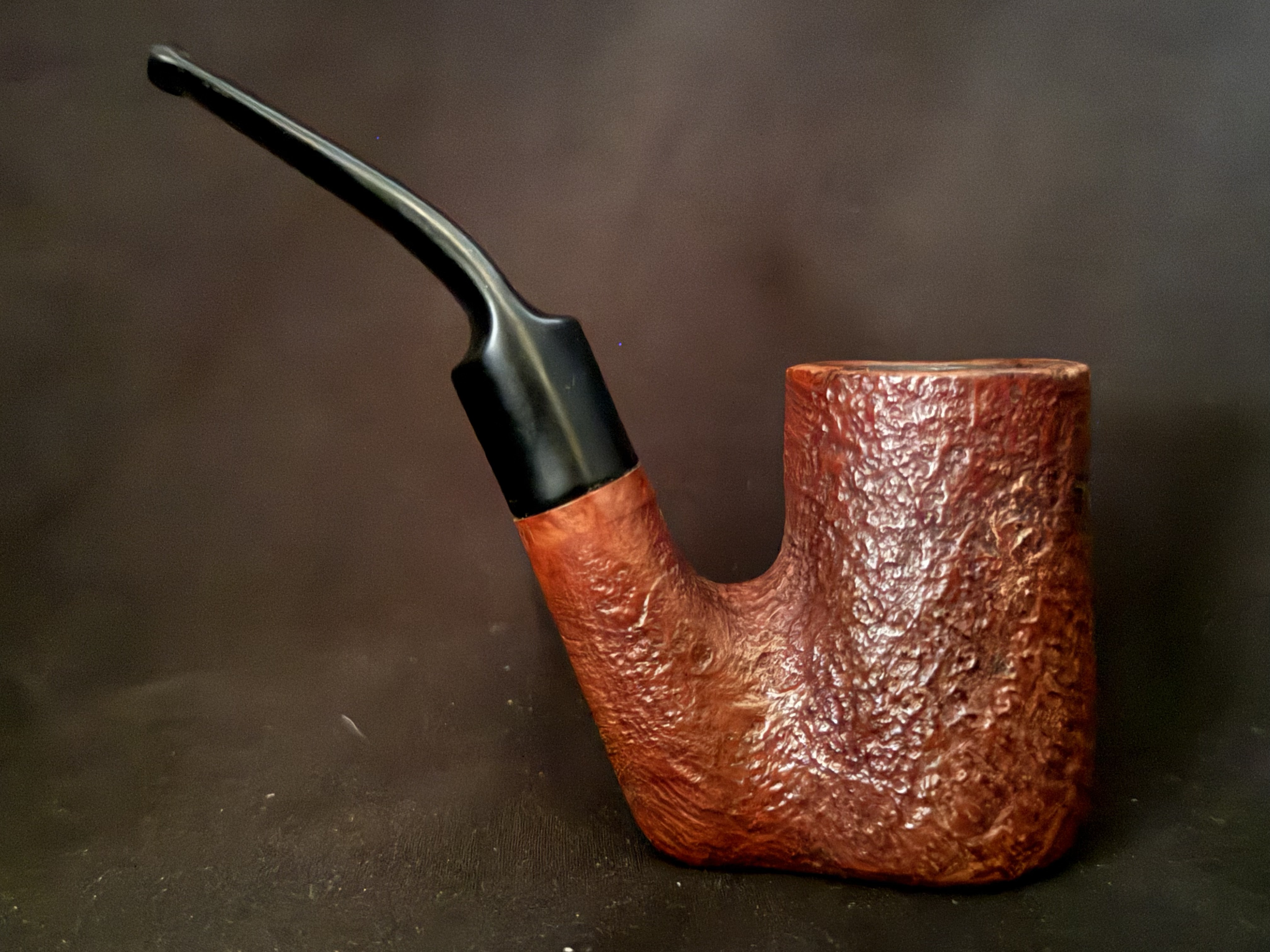 Kriswill Chief 1850 Sandblast Sitter Pipe, Bent Vulcanite Saddle Stem, Denmark 2