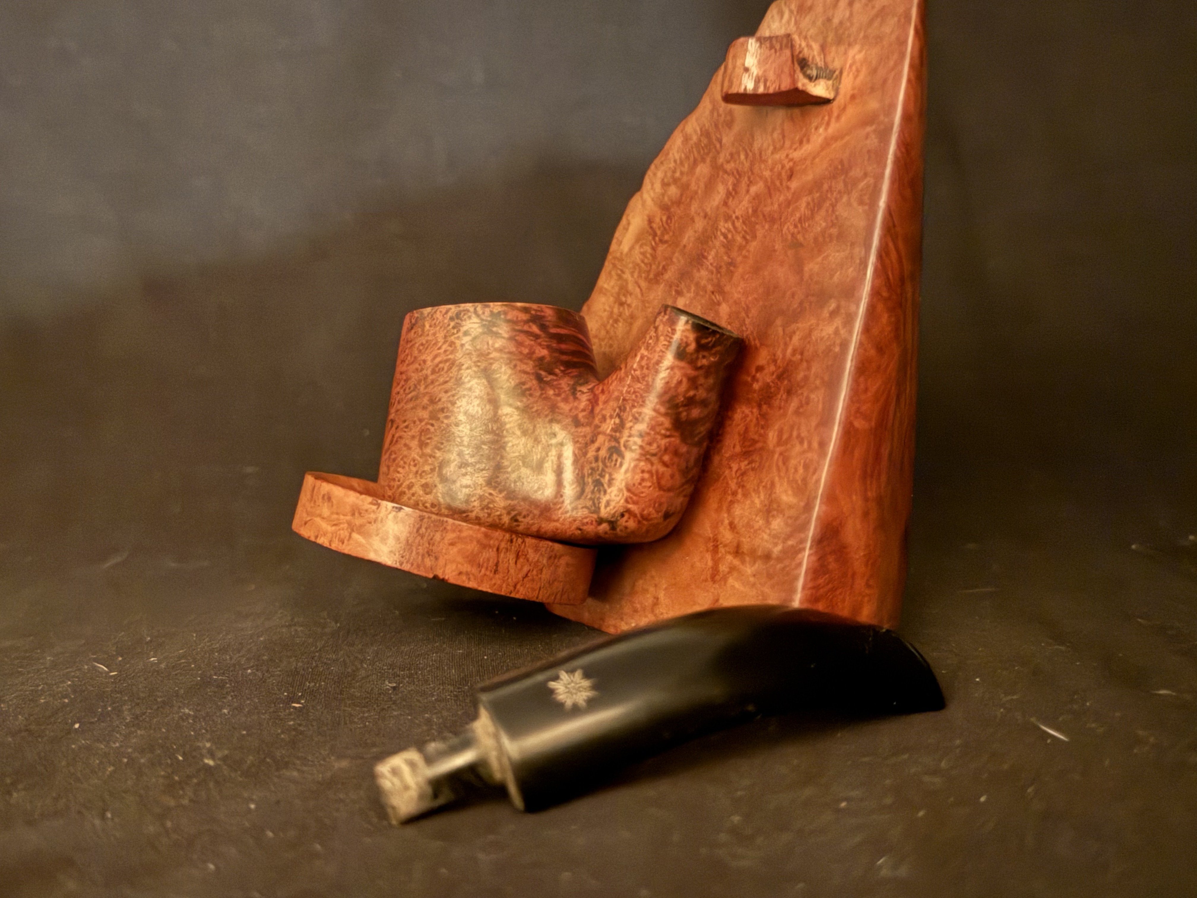 Kriswill Count Made in Denmark 385 Vest Pocket Oom Paul Volcano Sitter Smooth Vulcanite Estate Pipe 14