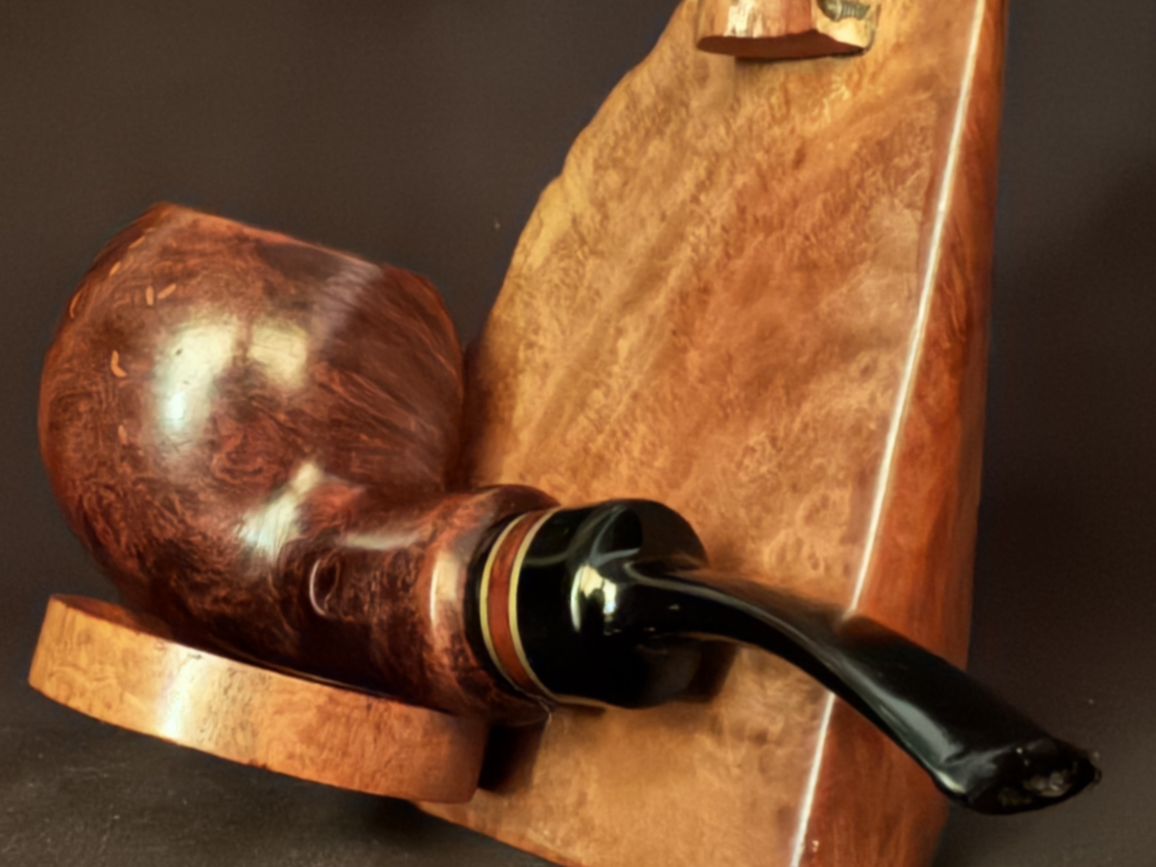 Unstamped Smooth Bent Apple Briar Estate Pipe, Acrylic Army Mount, 9mm Filter, Fishtail Stem 9
