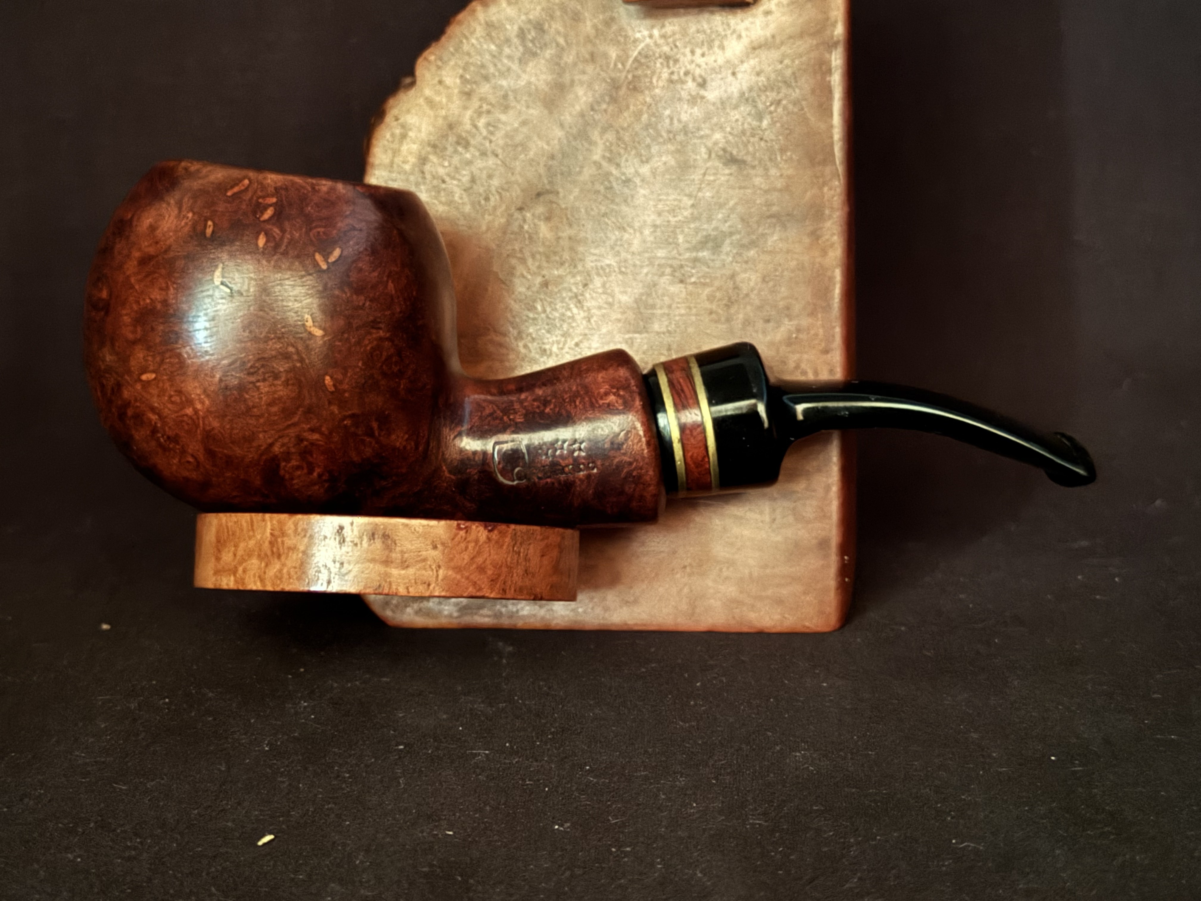 Unstamped Smooth Bent Apple Briar Estate Pipe, Acrylic Army Mount, 9mm Filter, Fishtail Stem 10