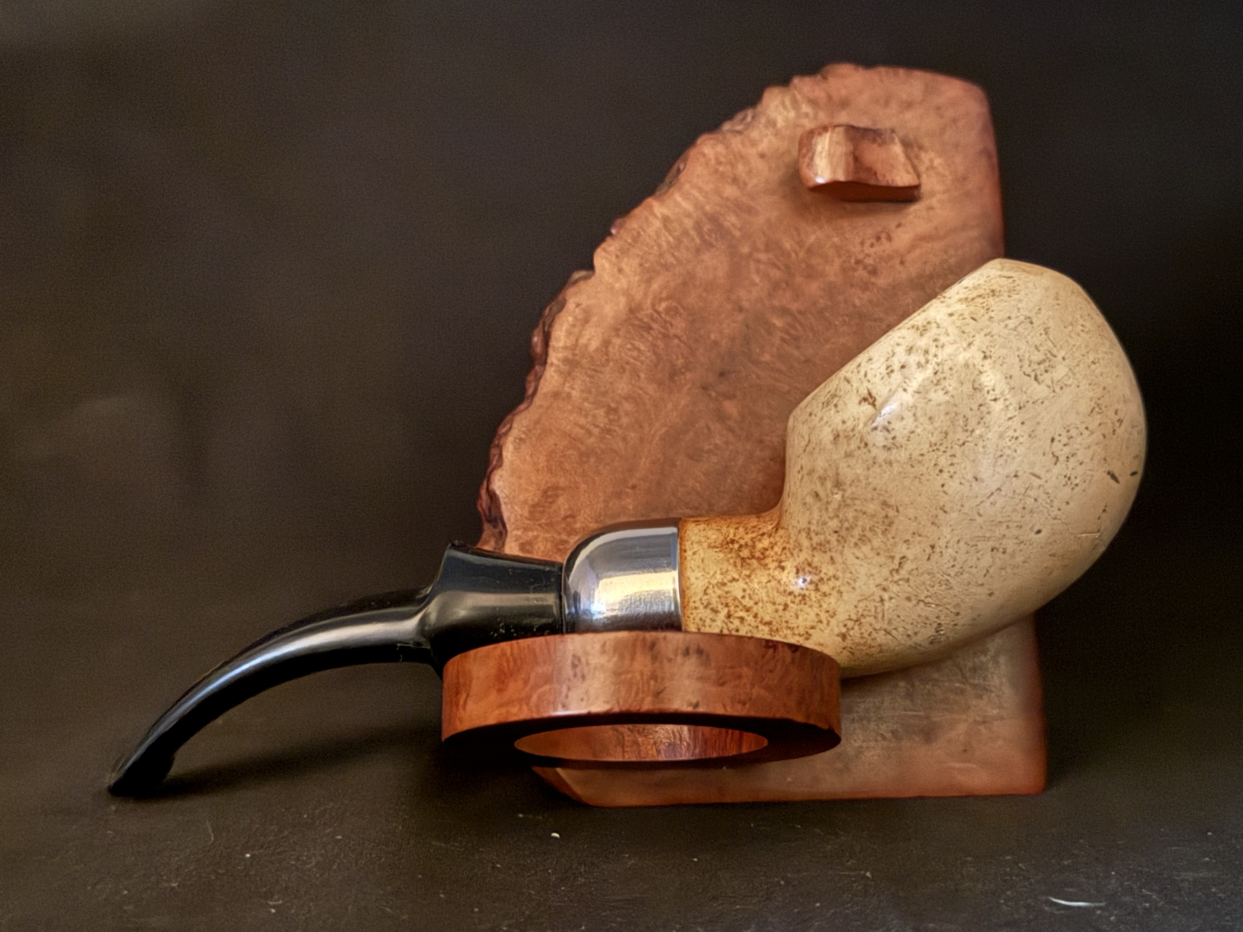 Laxey Meerschaum Bent Apple Pipe - Millennium of Tynwald Band 5