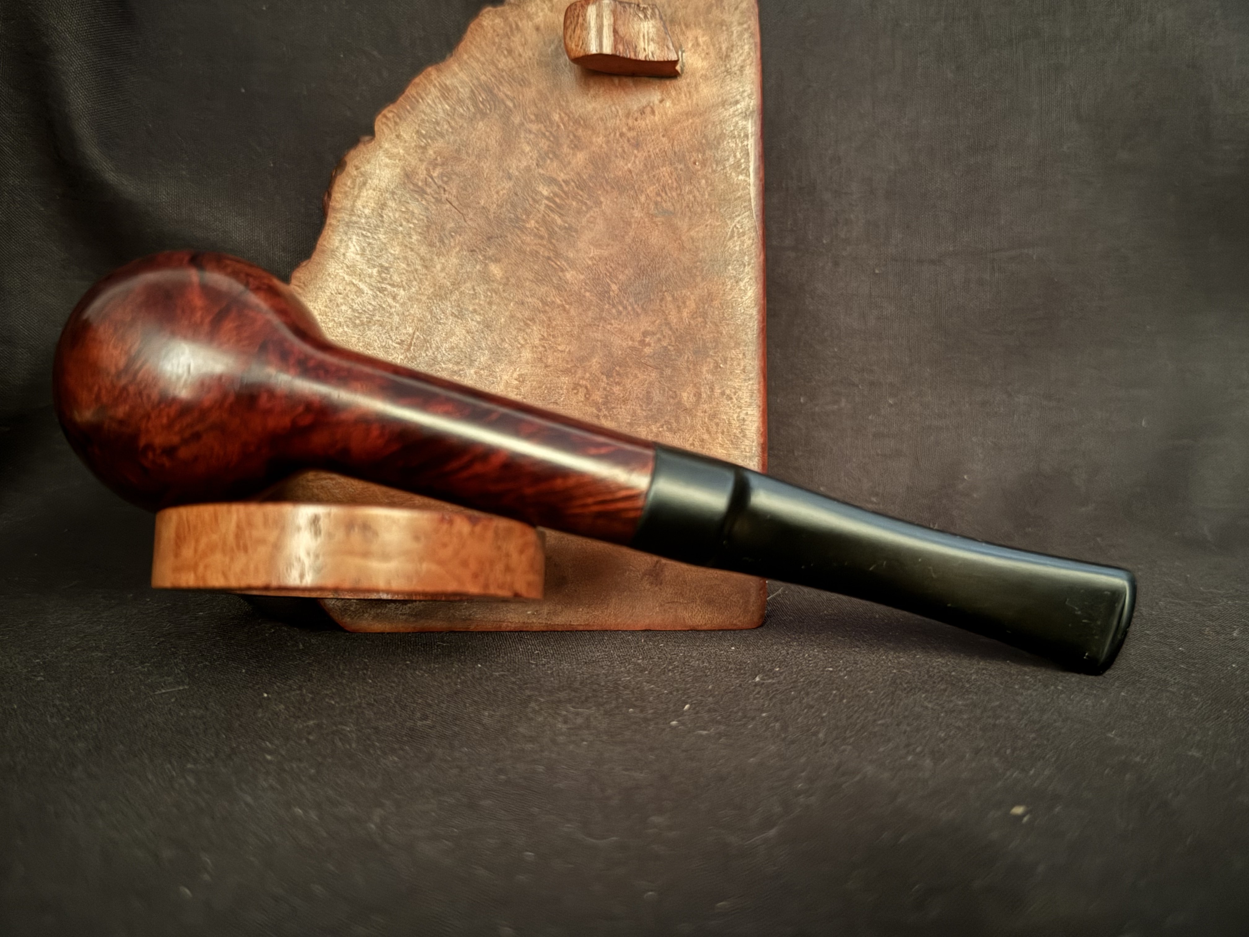Loewe London W. Standard Smooth Straight Billiard Estate Pipe, Reddish Finish, Fishtail 9