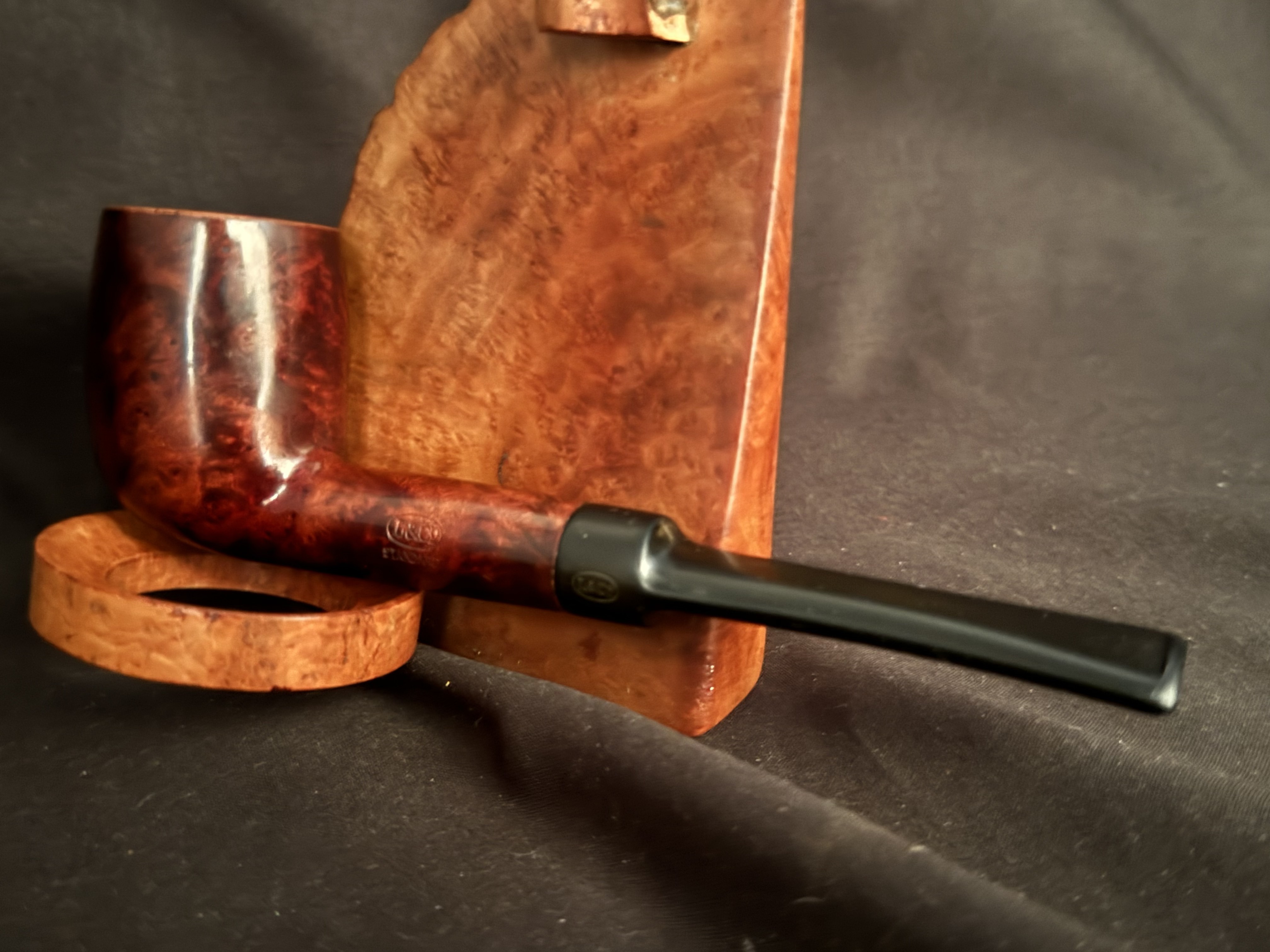 Loewe London W. Standard Smooth Straight Billiard Estate Pipe, Reddish Finish, Fishtail 12