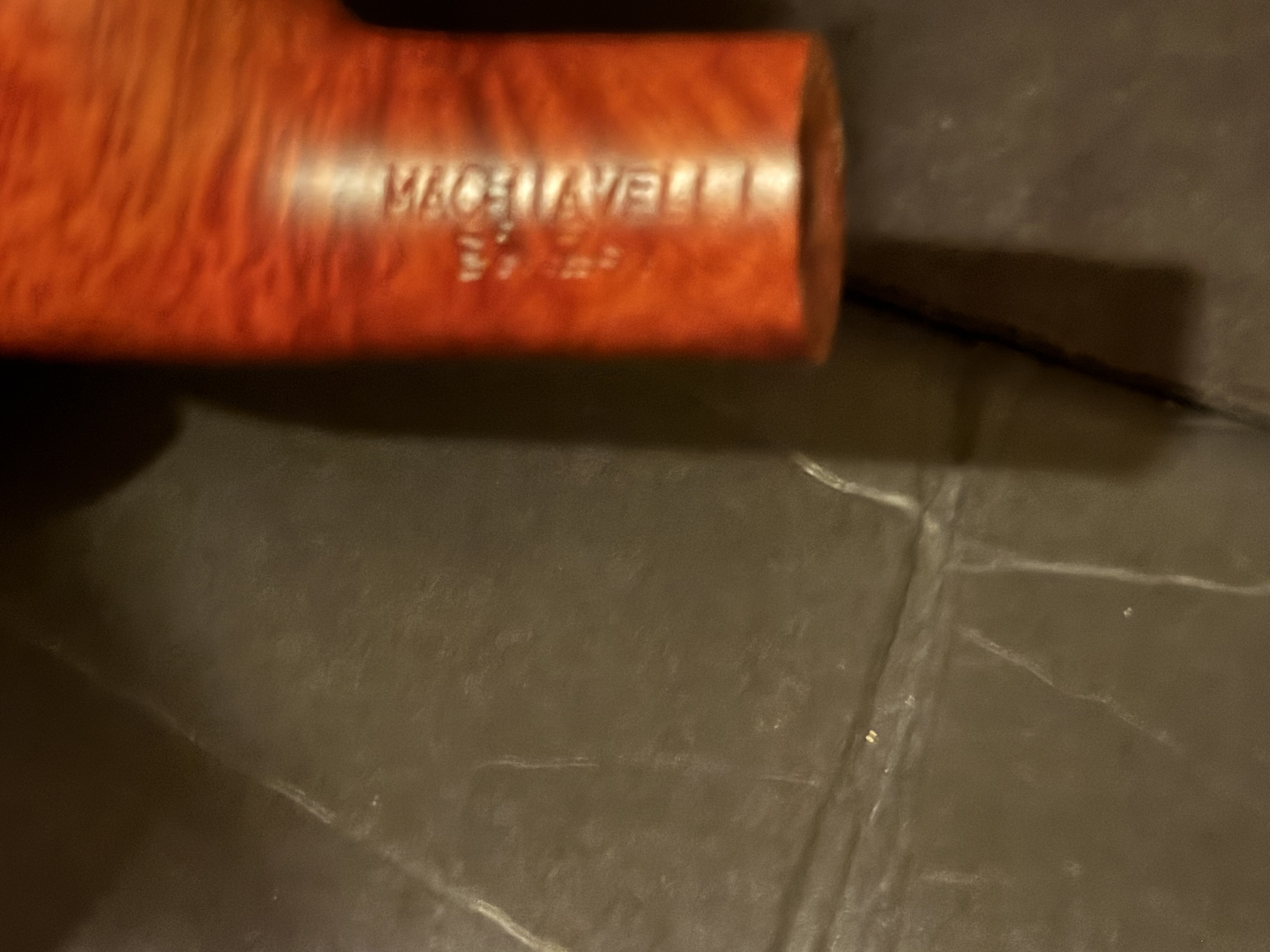 Machiavelli Bonzai Smooth Bent Apple Estate Pipe, Acrylic Saddle Stem 10