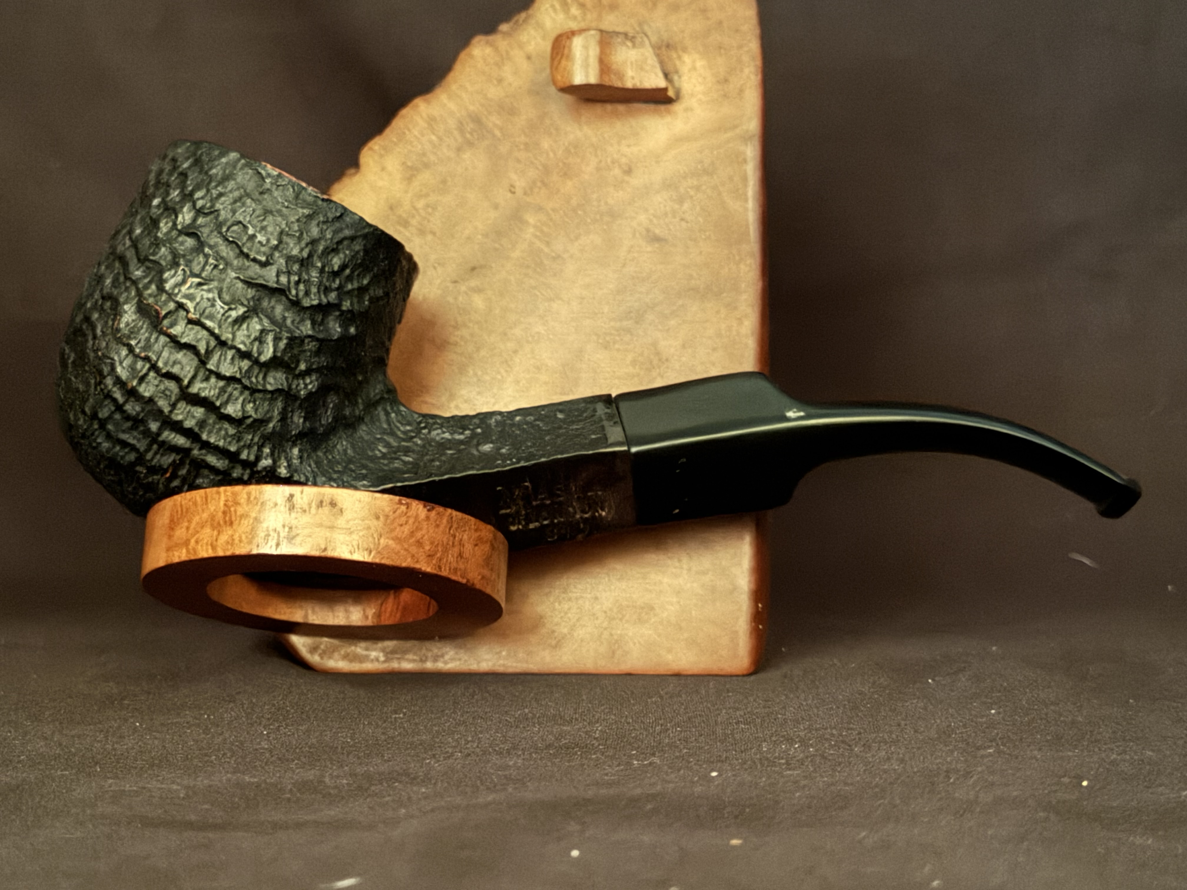 Masta of London 810 Bent Billiard Estate Pipe 3