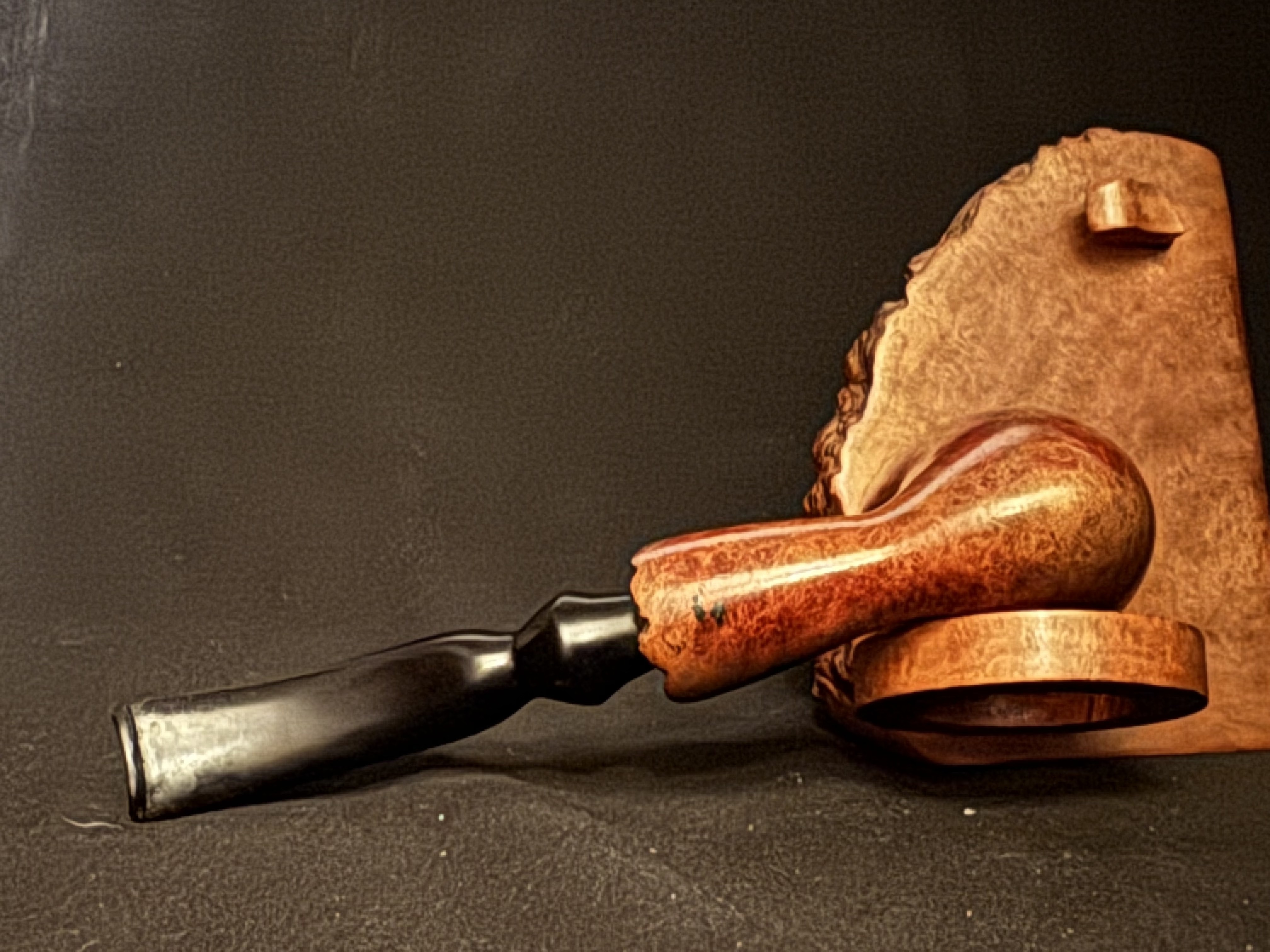 Mastersen Burl Briar Freehand Bent Dublin Plateau Rim Estate Pipe, France 6