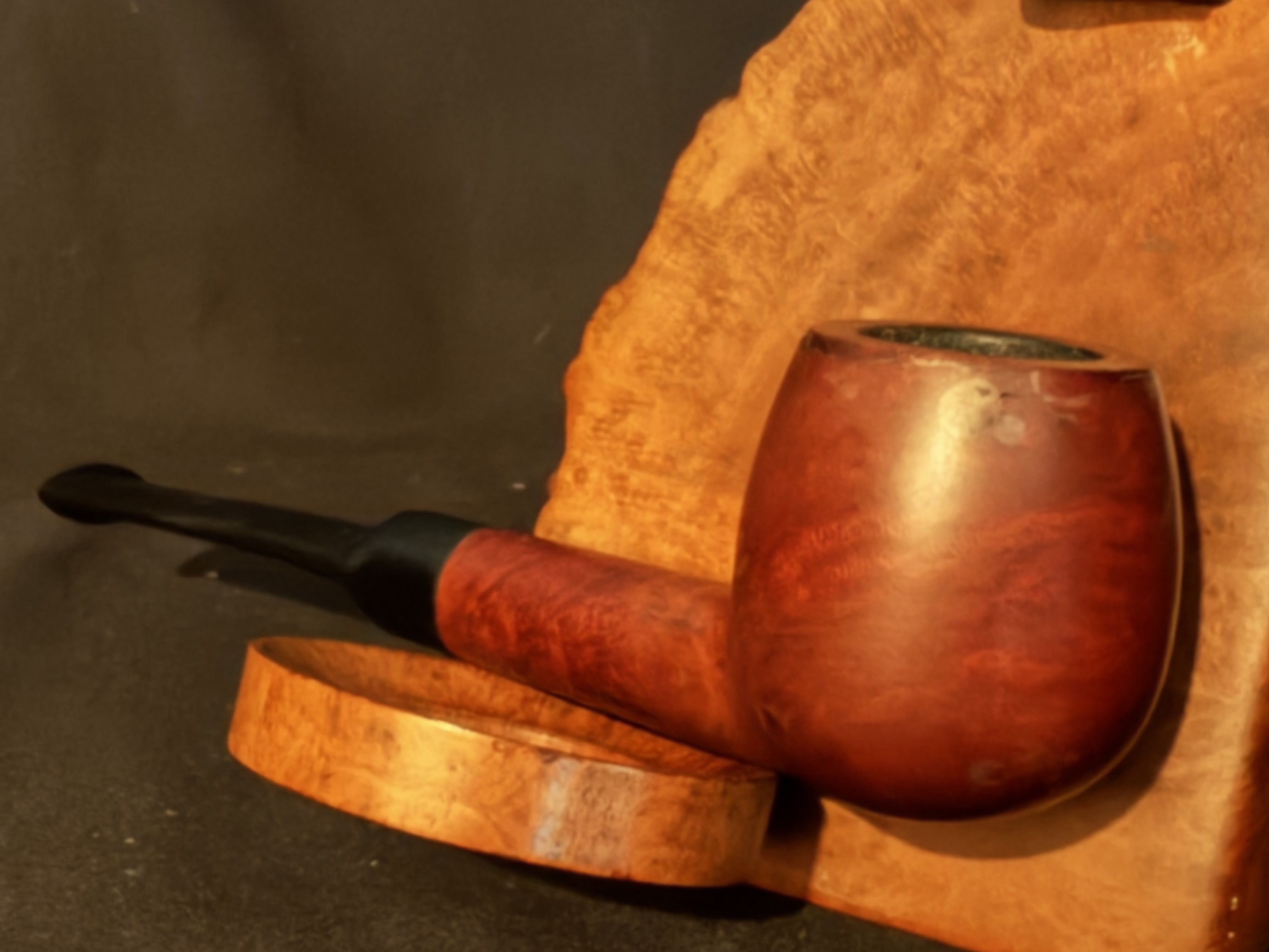 MORO Elegance Reddish Smooth Straight Apple - Vulcanite Saddle Stem, Fishtail, No Filter, New Old Stock Unsmoked Estate Pipe 4
