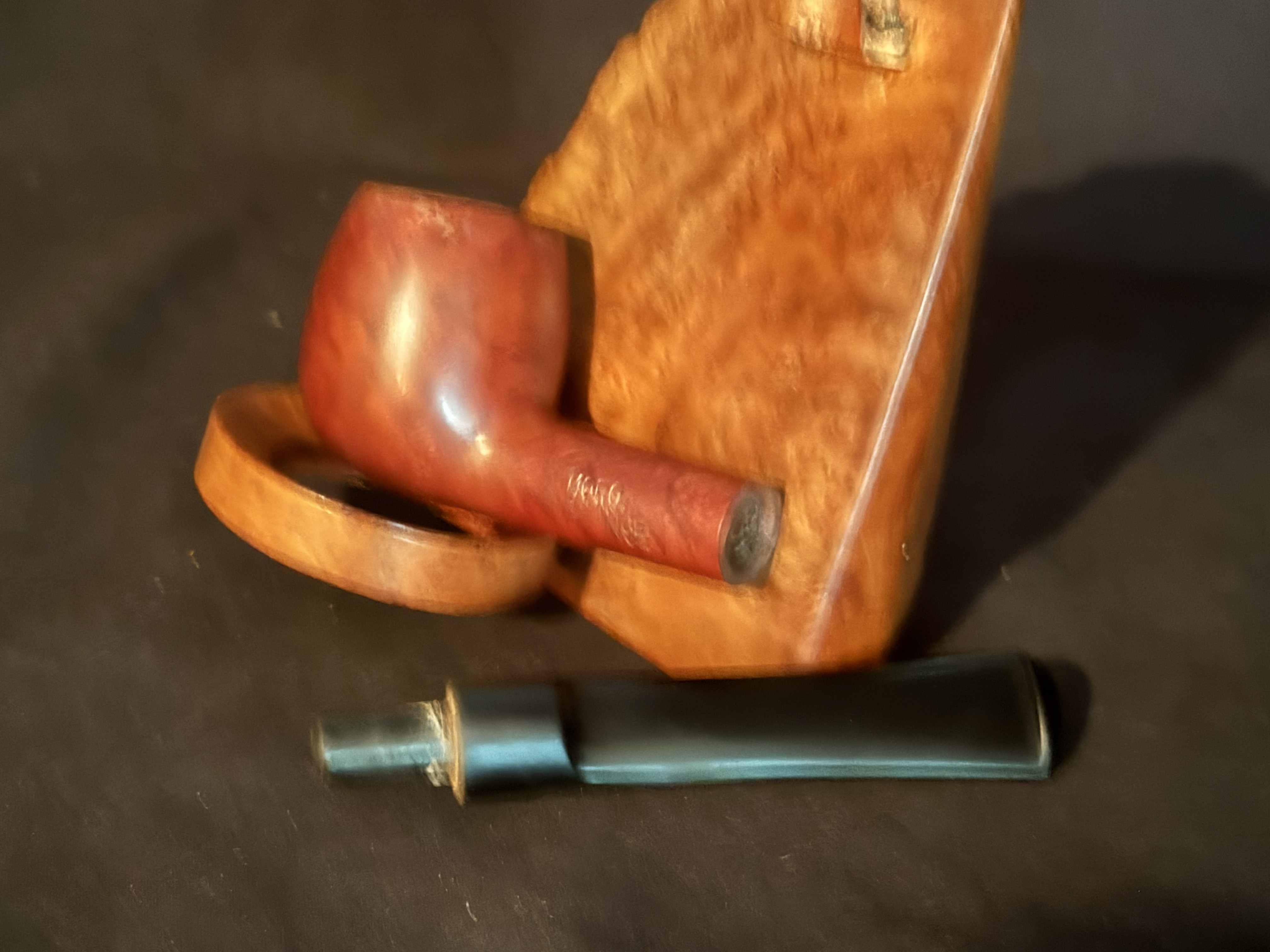 MORO Elegance Reddish Smooth Straight Apple - Vulcanite Saddle Stem, Fishtail, No Filter, New Old Stock Unsmoked Estate Pipe 6