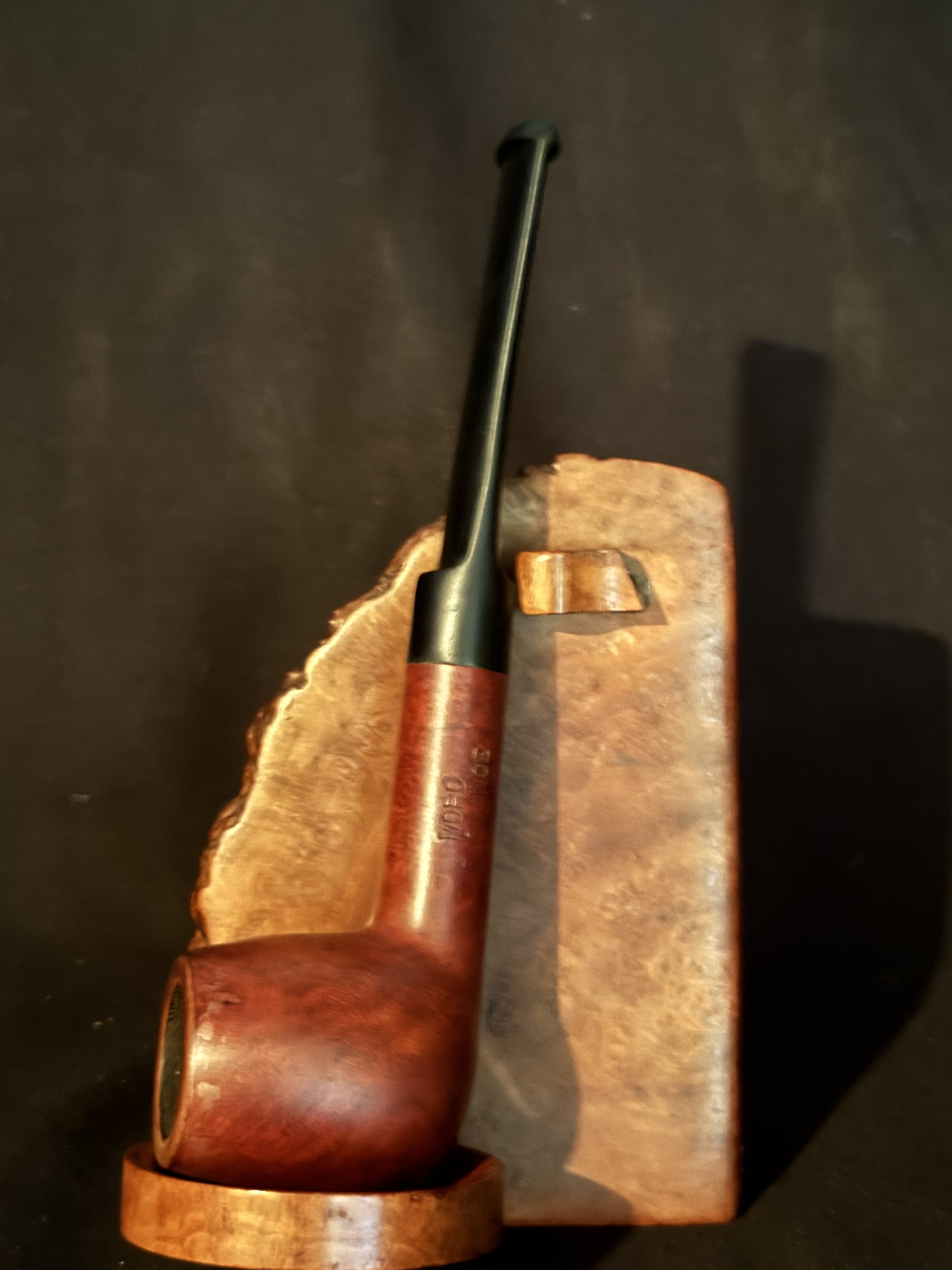 MORO Elegance Reddish Smooth Straight Apple - Vulcanite Saddle Stem, Fishtail, No Filter, New Old Stock Unsmoked Estate Pipe 7