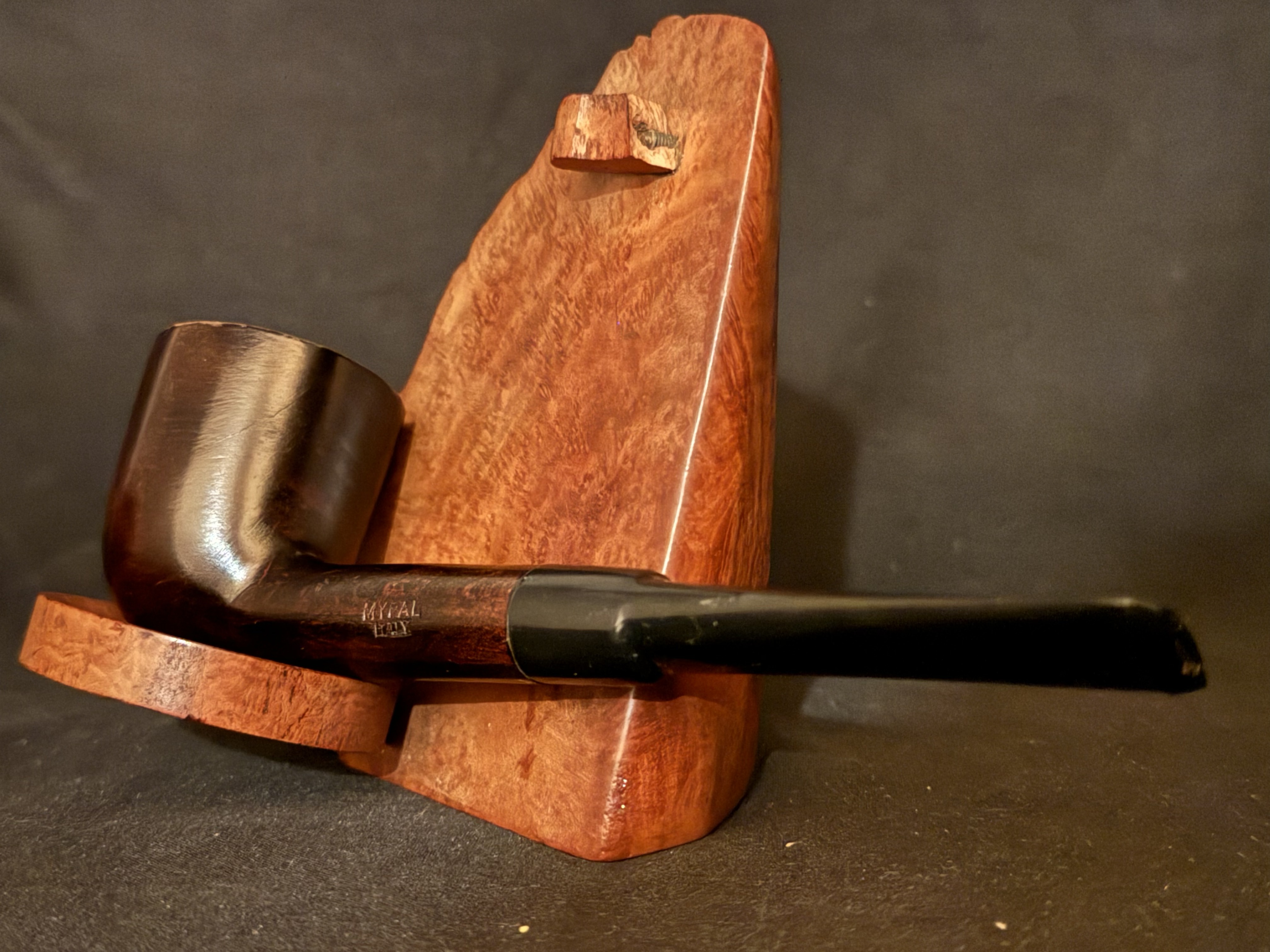 Myfal Italy Smooth Straight Dublin Pipe, Acrylic Saddle Stem, Fishtail Bit 9