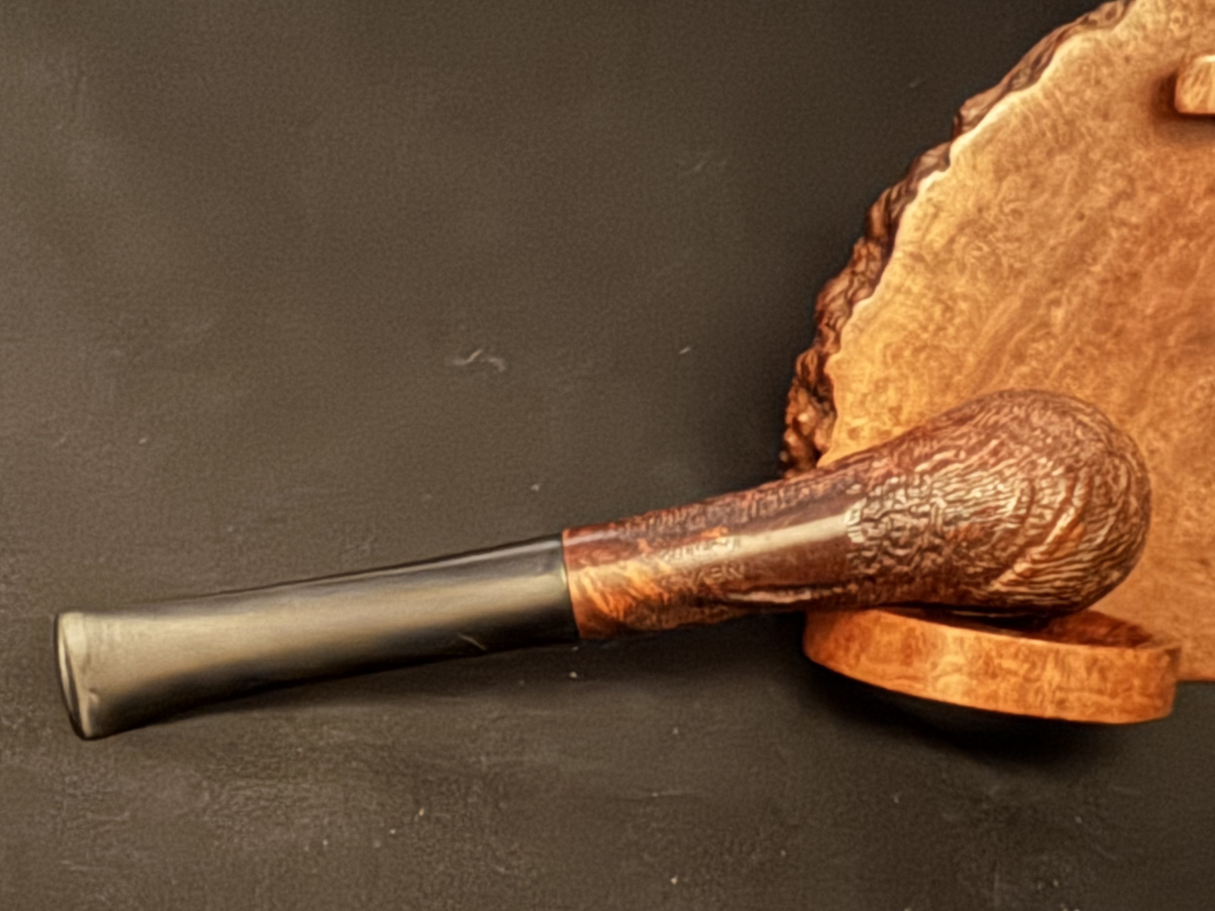 Nevada Sandblast Straight Horn Estate Pipe, Vulcanite Fishtail Stem 6
