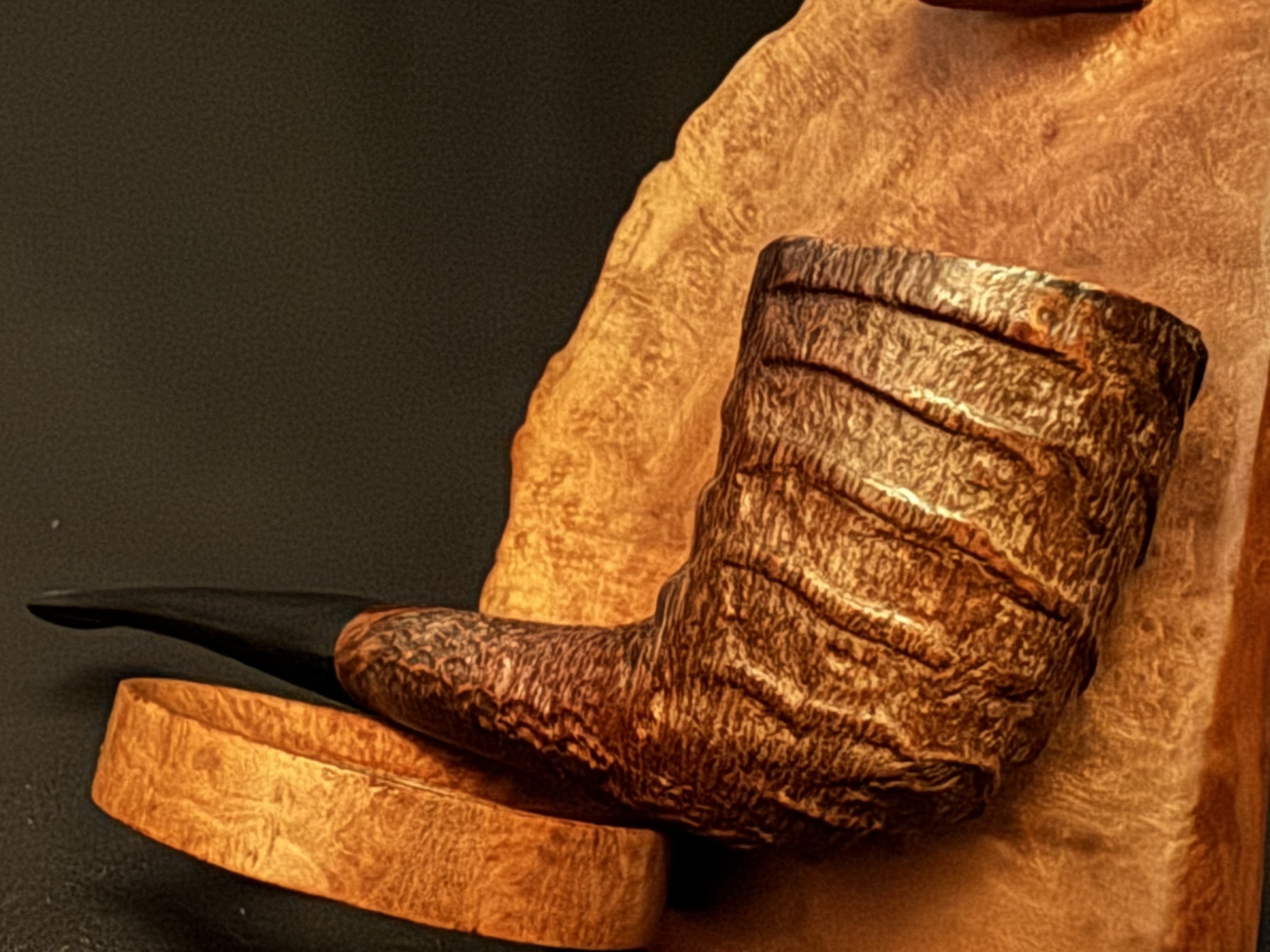 Nevada Sandblast Straight Horn Estate Pipe, Vulcanite Fishtail Stem 7