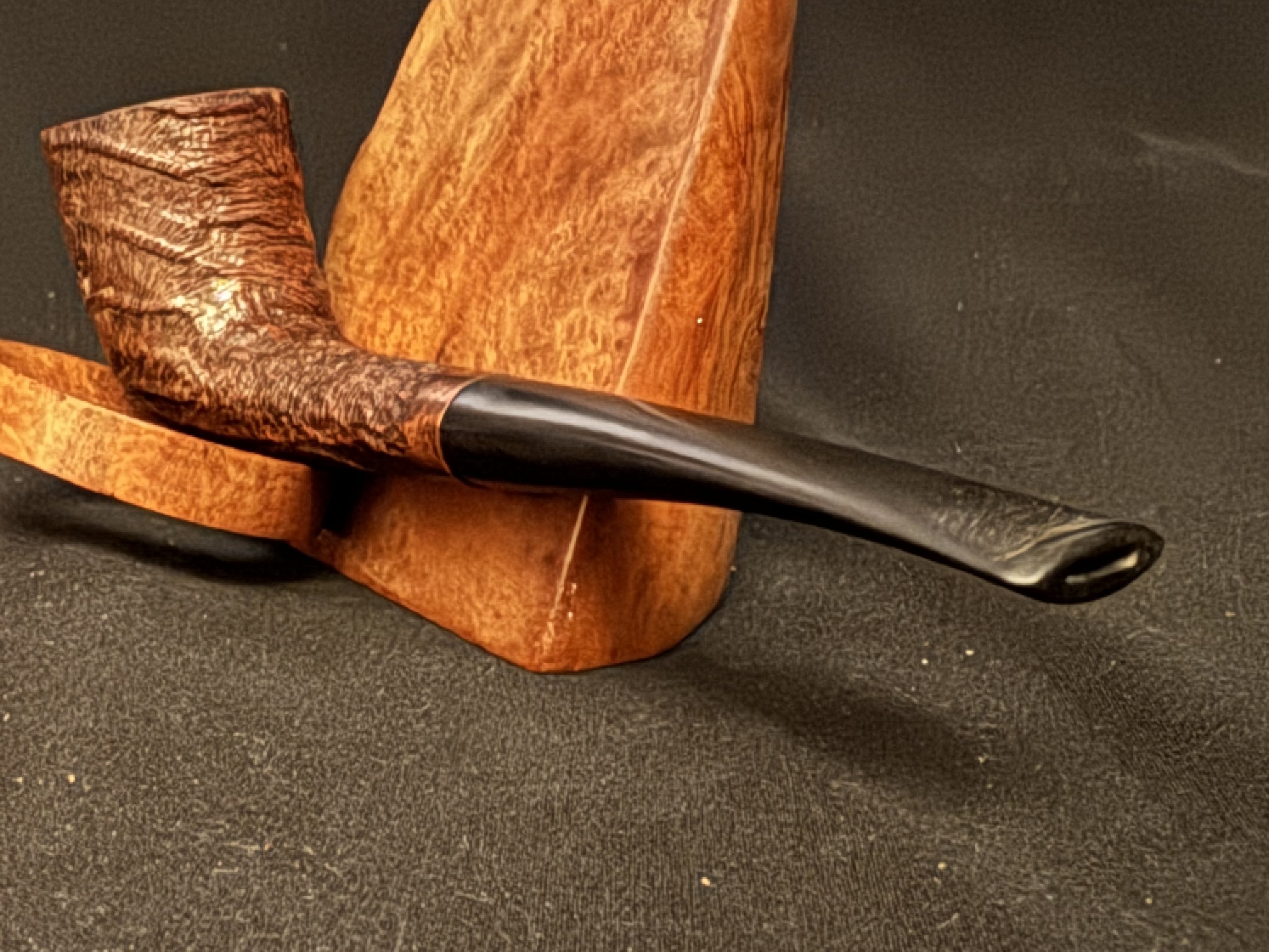 Nevada Sandblast Straight Horn Estate Pipe, Vulcanite Fishtail Stem 8