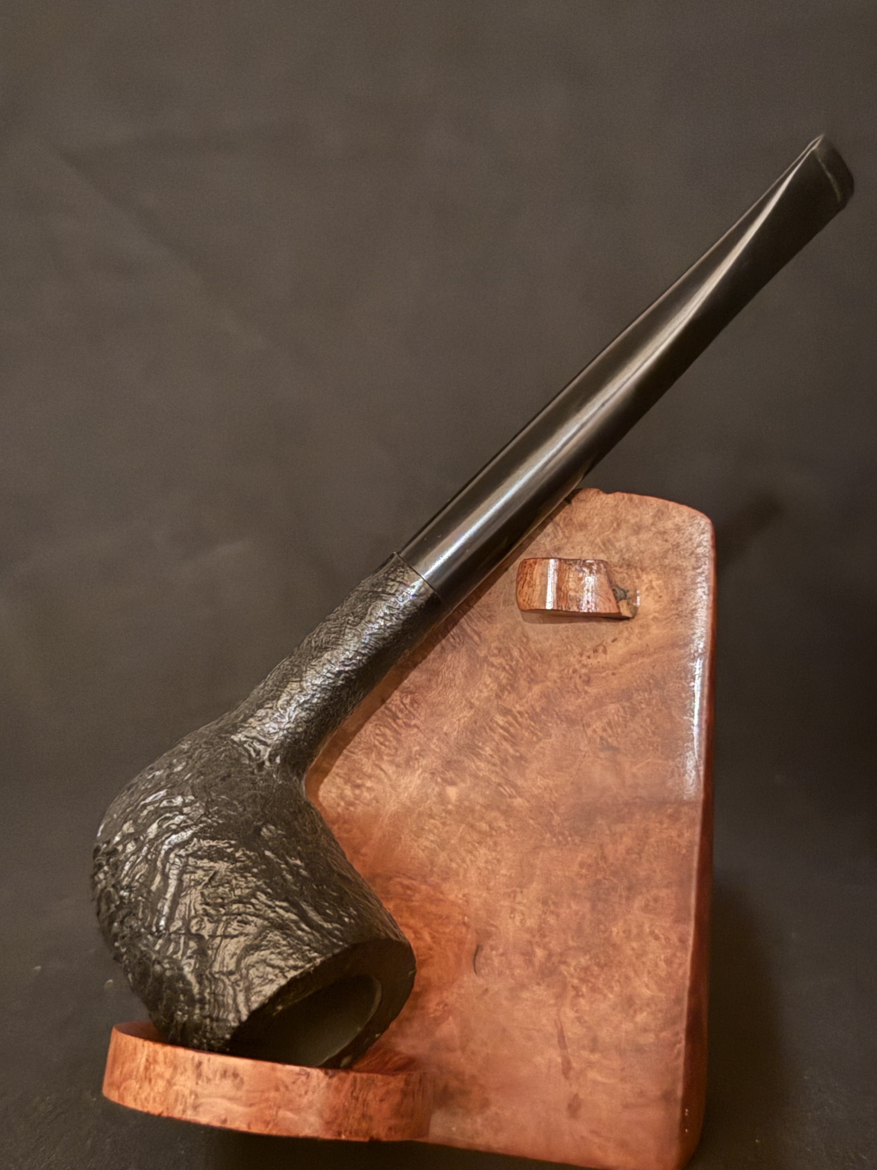 Denicotea Curling 1900 Dark Sandblast Long Billiard Pipe, Vulcanite Fishtail 2