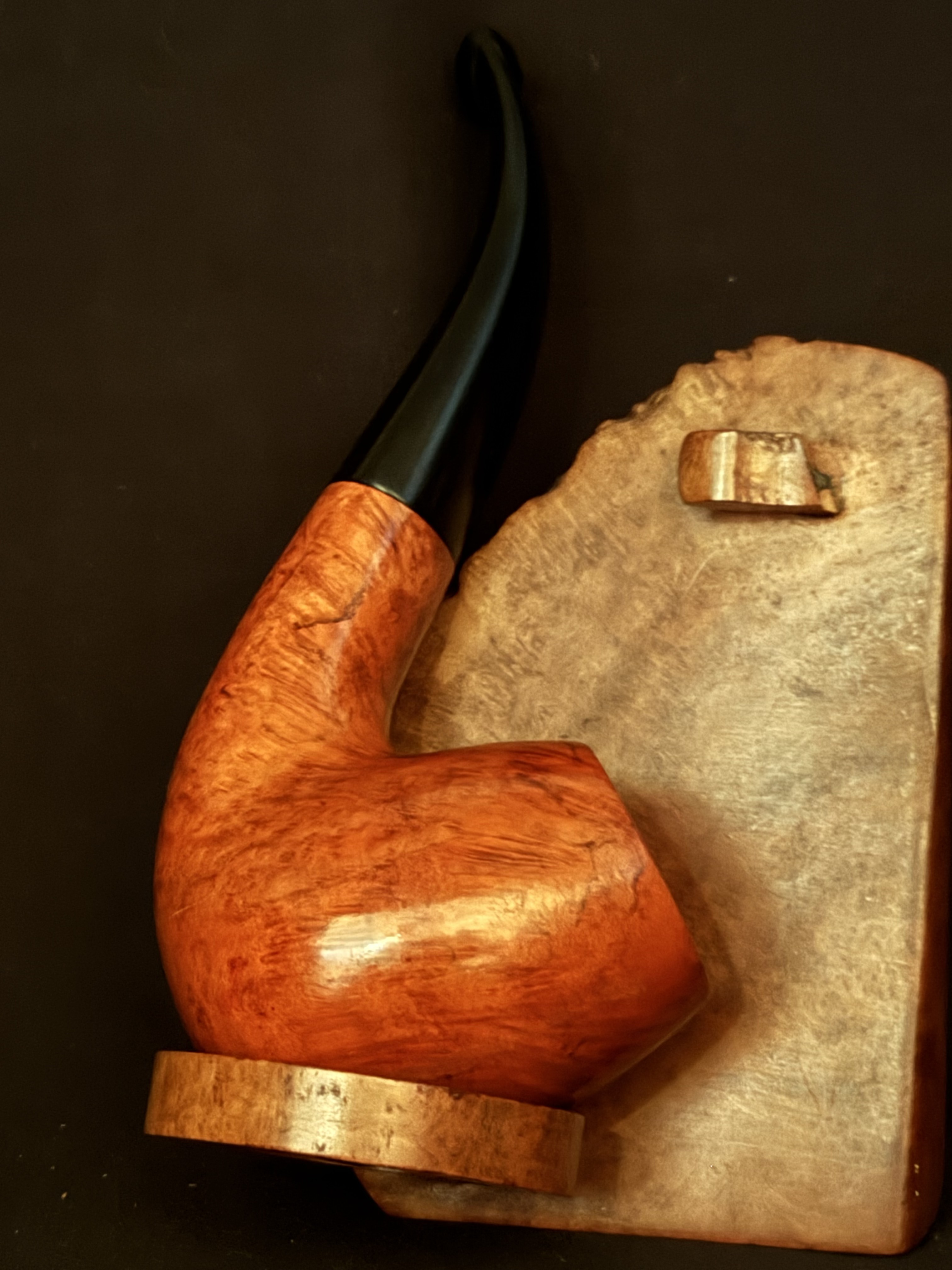 Oldenkott Red and Black Bent Billiard Estate Pipe - Smooth Briar, Oval Shank, 9mm Filter 4
