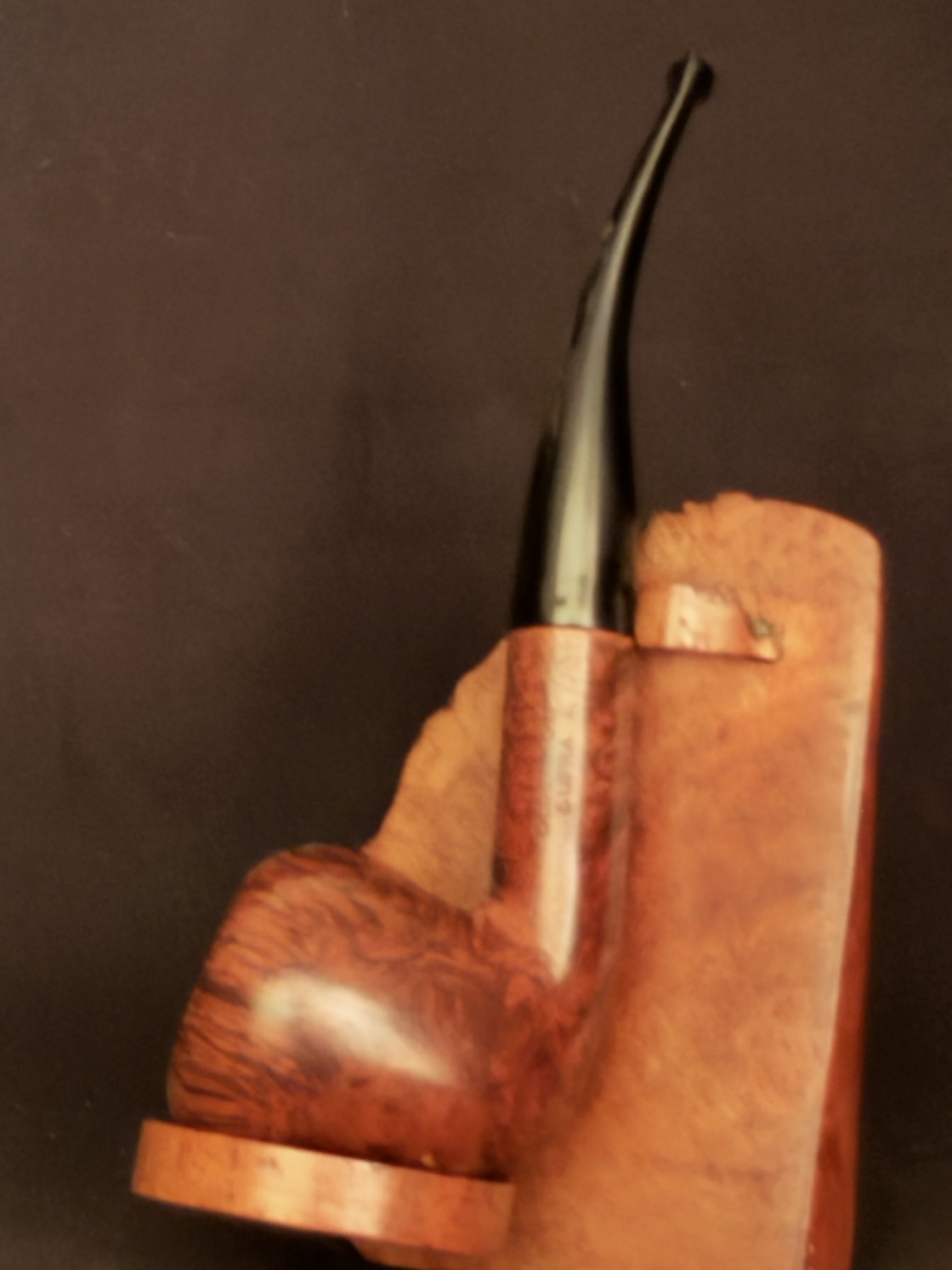 Oldenkott Supra Estate Pipe - Large Bent Briar, Smooth Finish, Vulcanite Fishtail Stem, 9mm Filter
