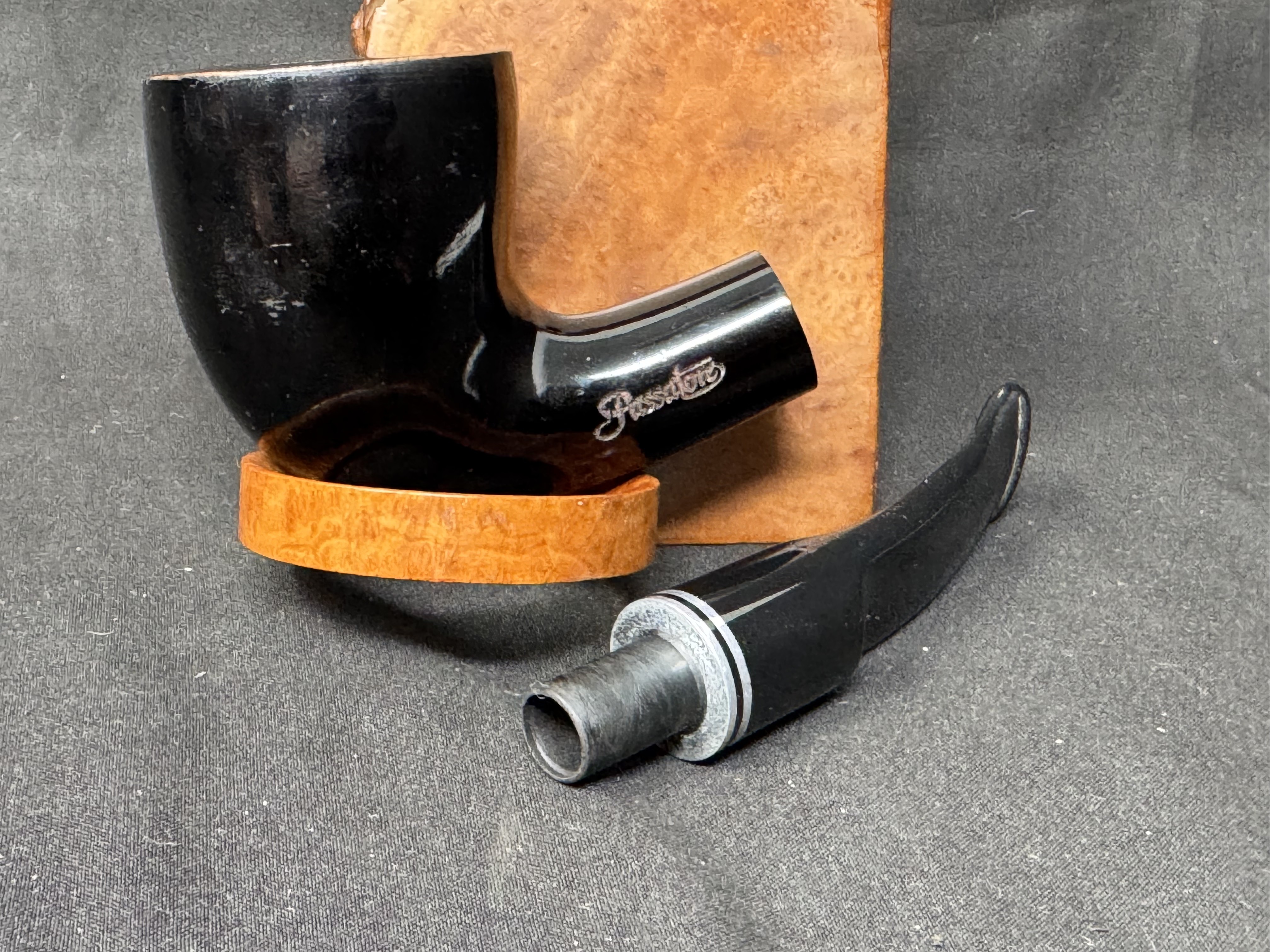 Passatore Italian Shiny Ebony Bent Dublin Estate Pipe, Black Acrylic Stem 7
