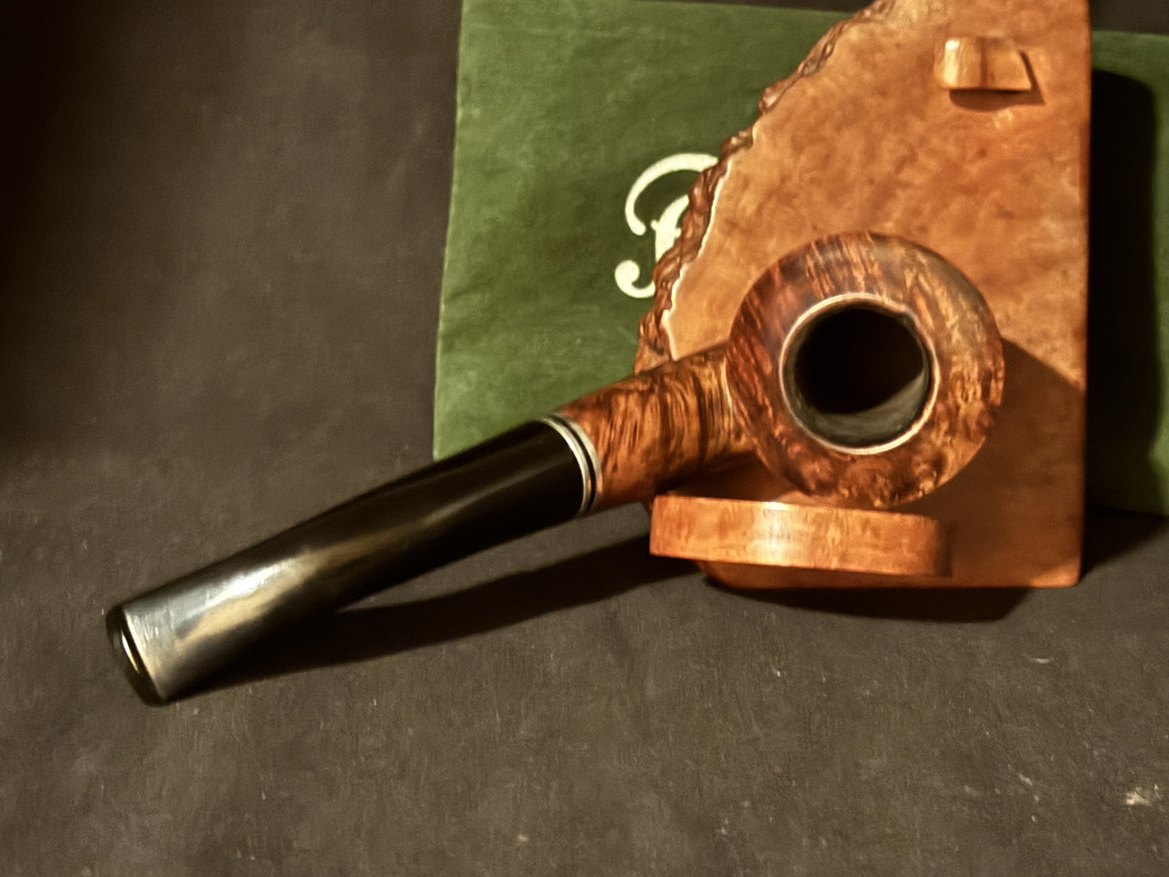 Peterson Dublin Filter B10 Bent Smooth Briar 9mm Estate Pipe 6
